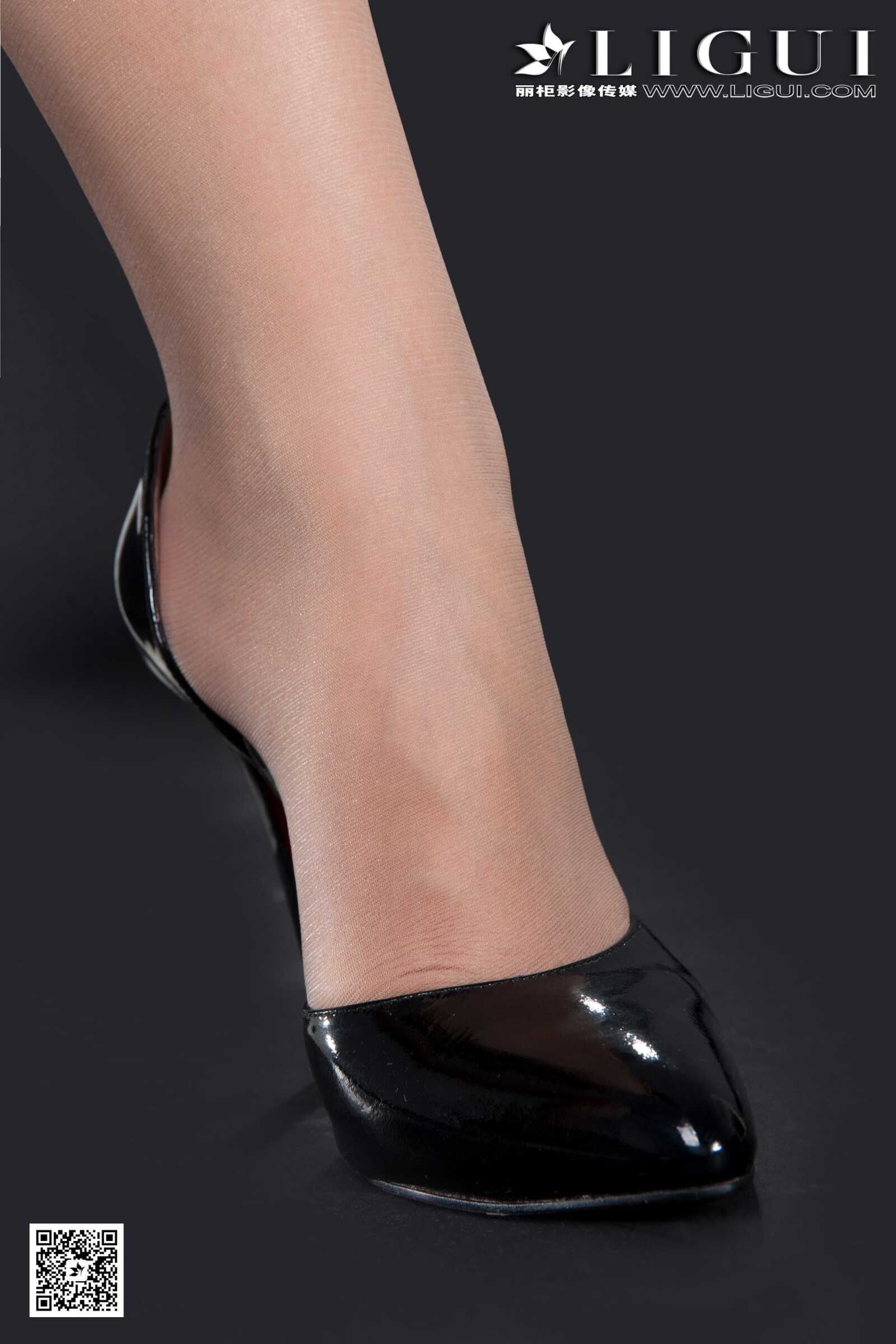 [丽柜贵足LiGui] Model 晴晴《职业装美女丝足高跟》第7张