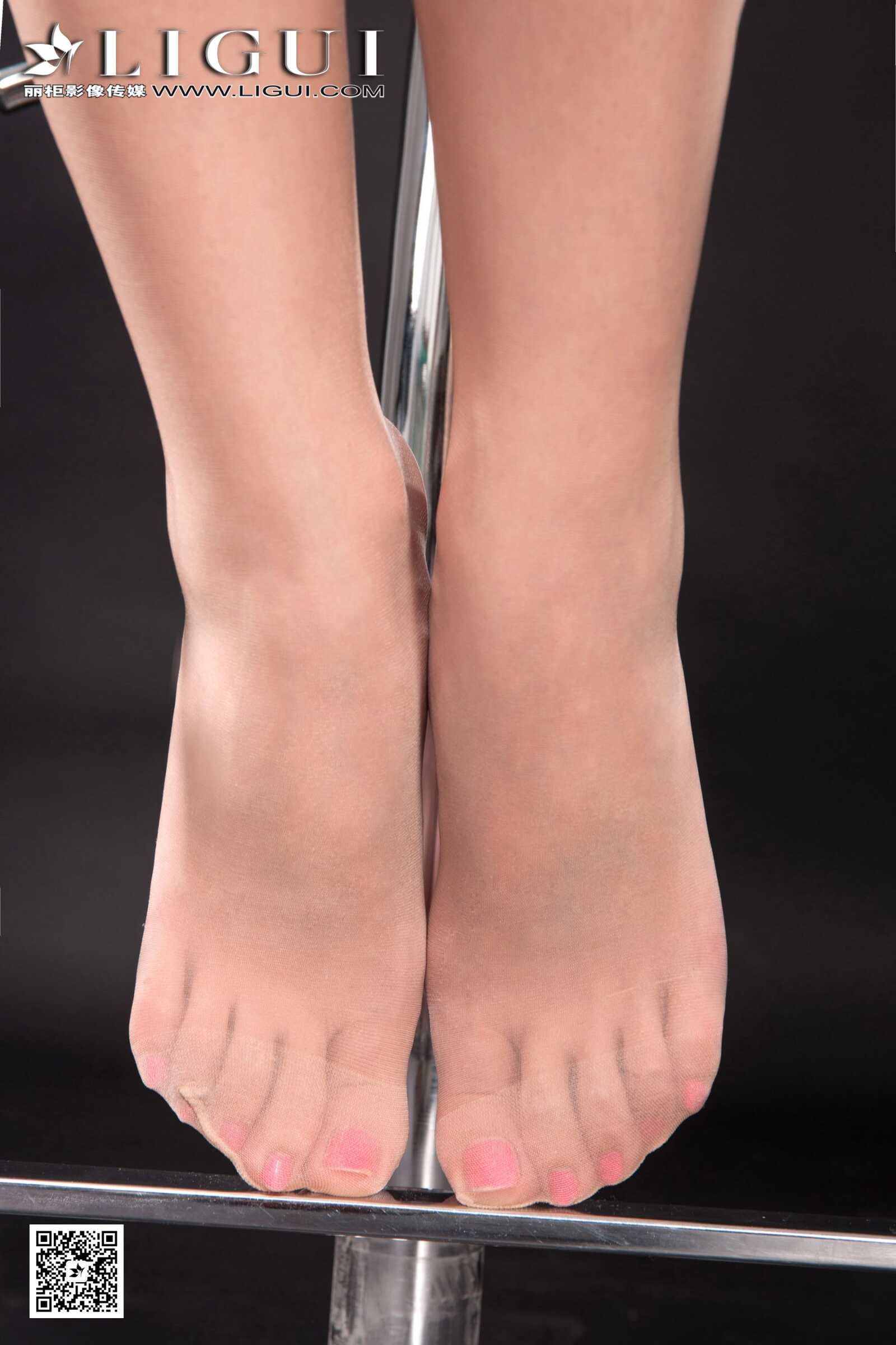 [丽柜贵足] Model 乐乐《职业装丝足高跟》上下全第7张