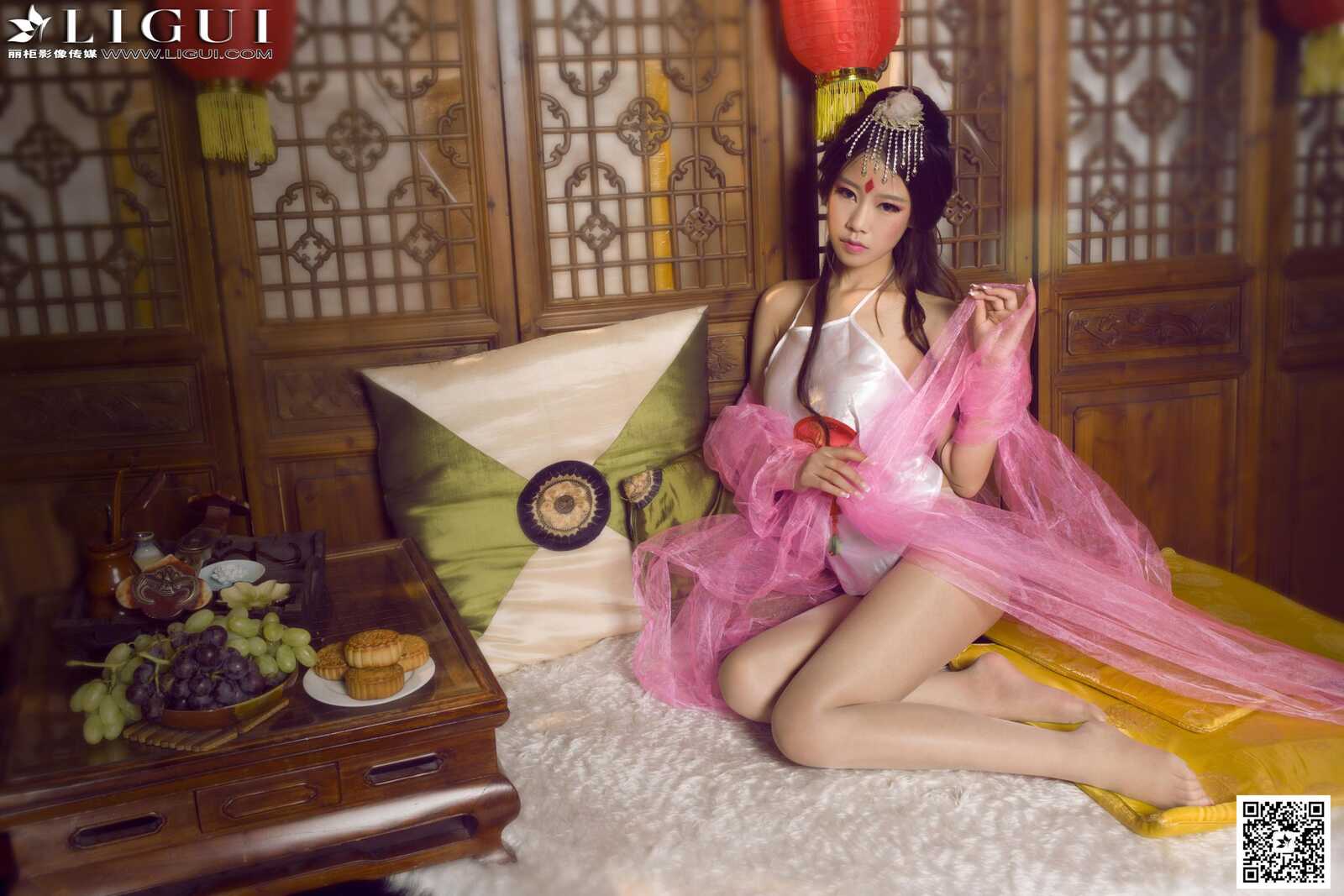 Model 语寒、然然《薄纱肚兜古典美人》 [丽柜Li第11张