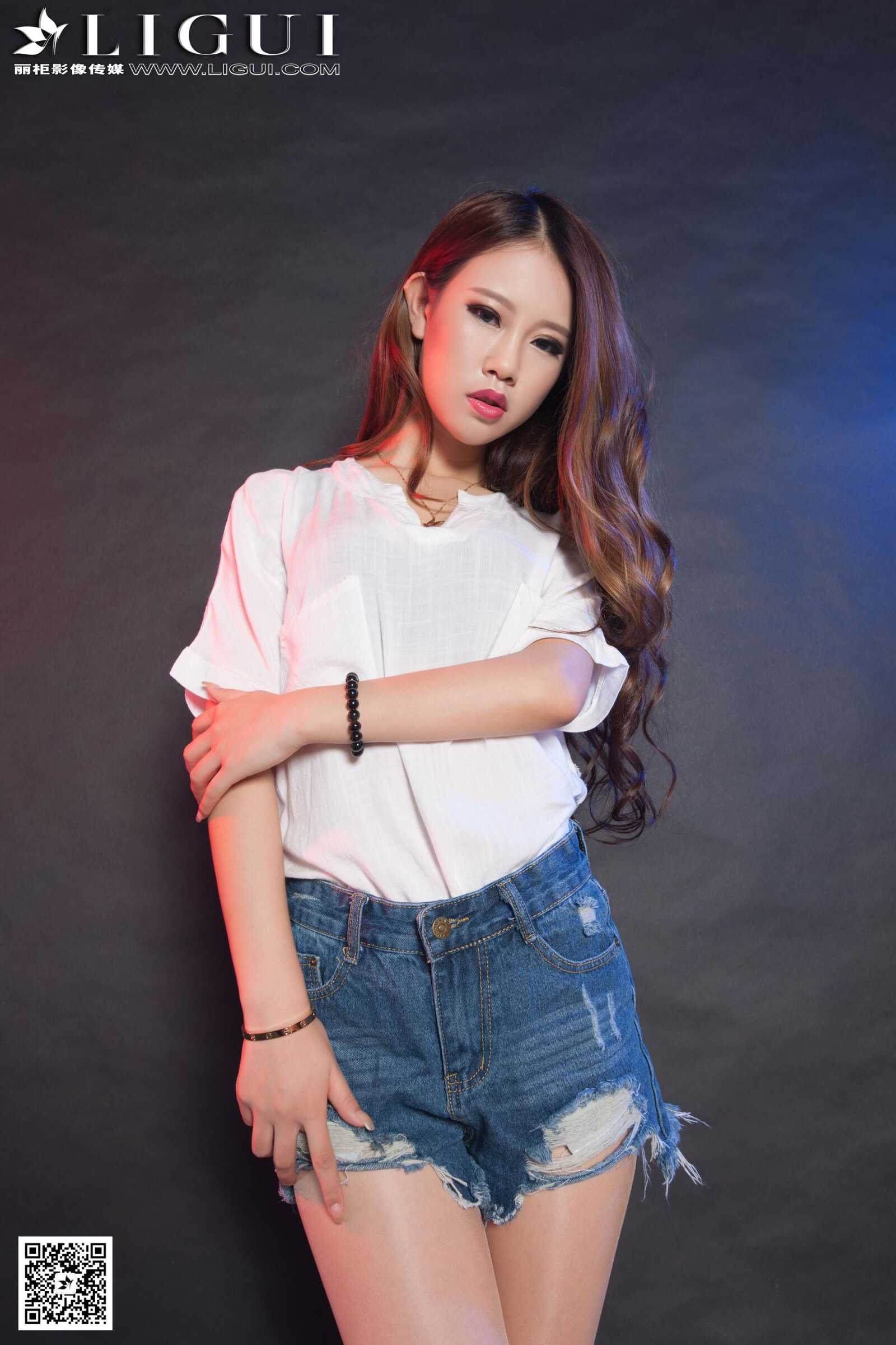 Model 语寒《牛仔热裤高跟》 [丽柜LiGui] 美腿玉足第16张