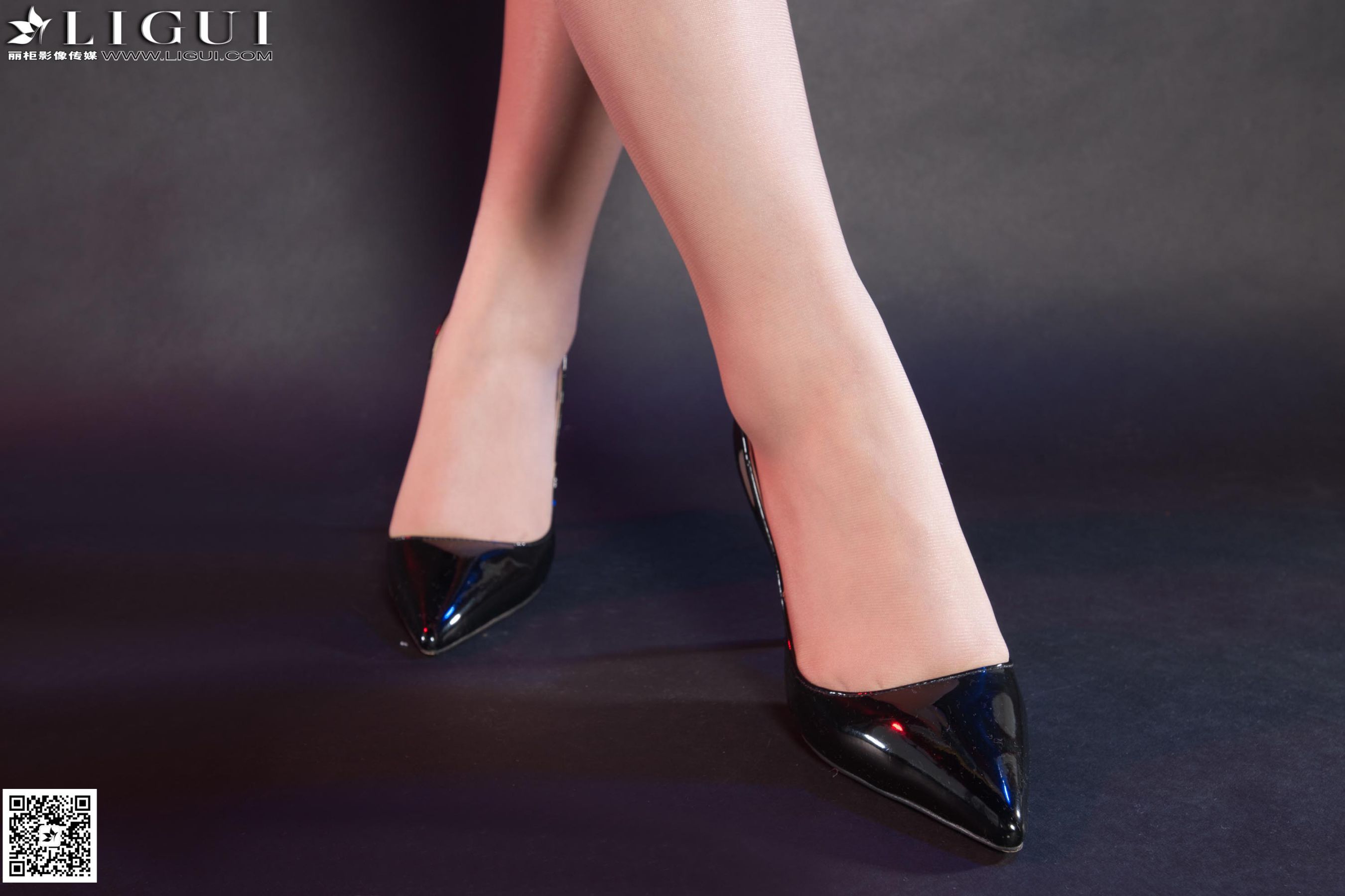 Model 语寒《牛仔热裤高跟》 [丽柜LiGui] 美腿玉足第16张