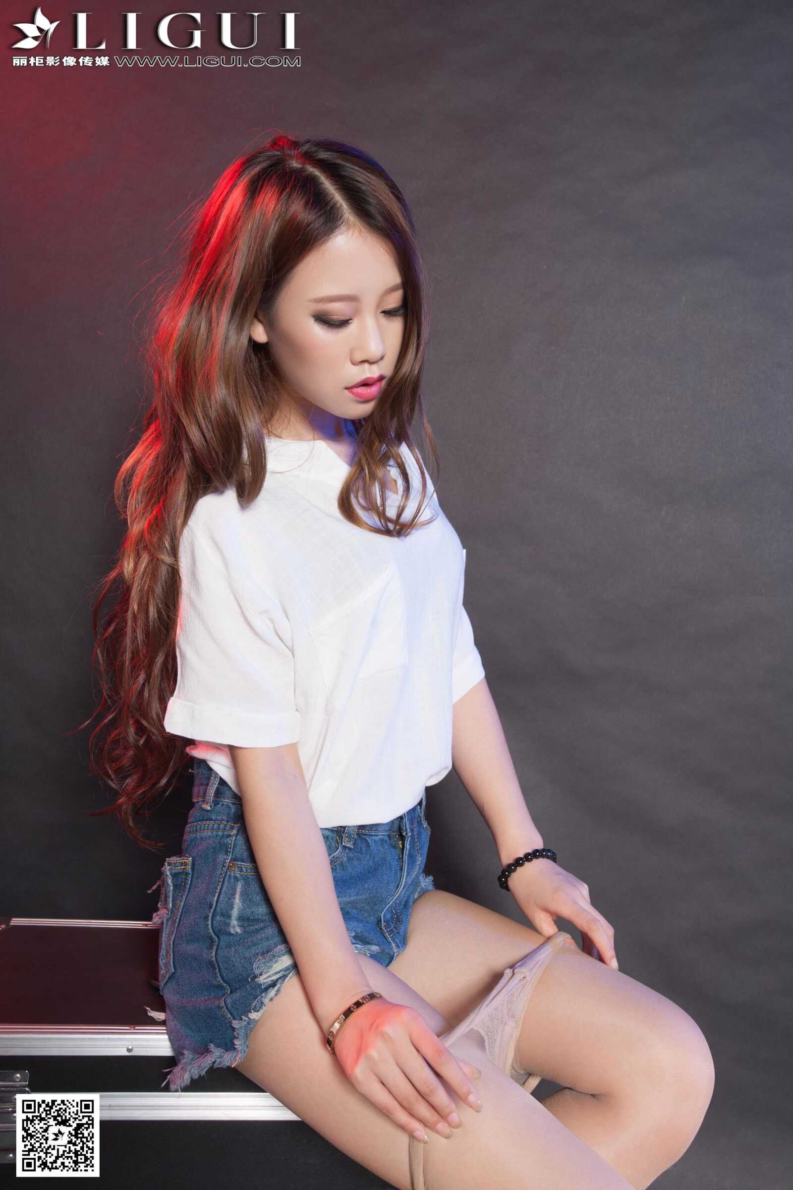 Model 语寒《牛仔热裤高跟》 [丽柜LiGui] 美腿玉足第8张