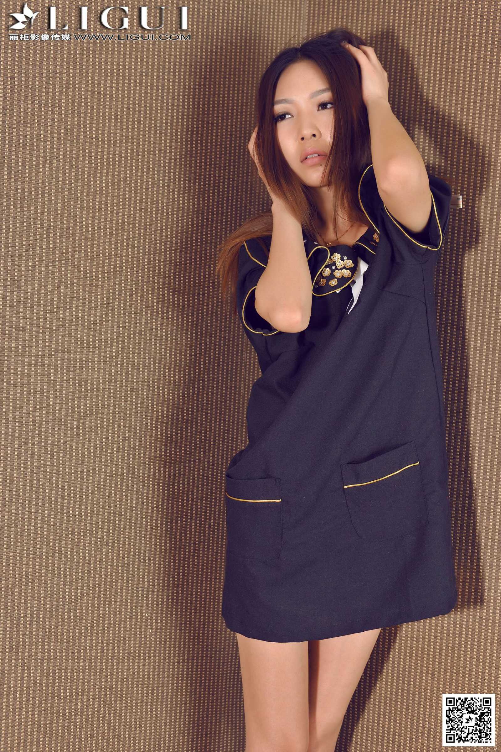 [丽柜LiGui] Model 文欣《肉丝袜美足》美腿玉足写真第7张