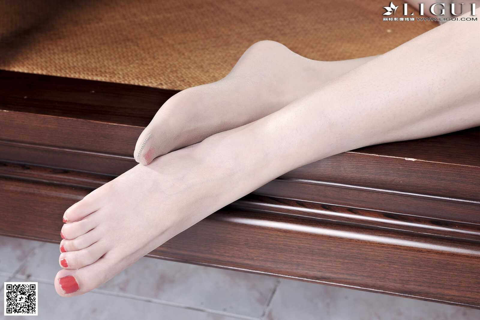 Model 小唐《中秋节丝足诱惑》上下全集 [丽柜Li第3张