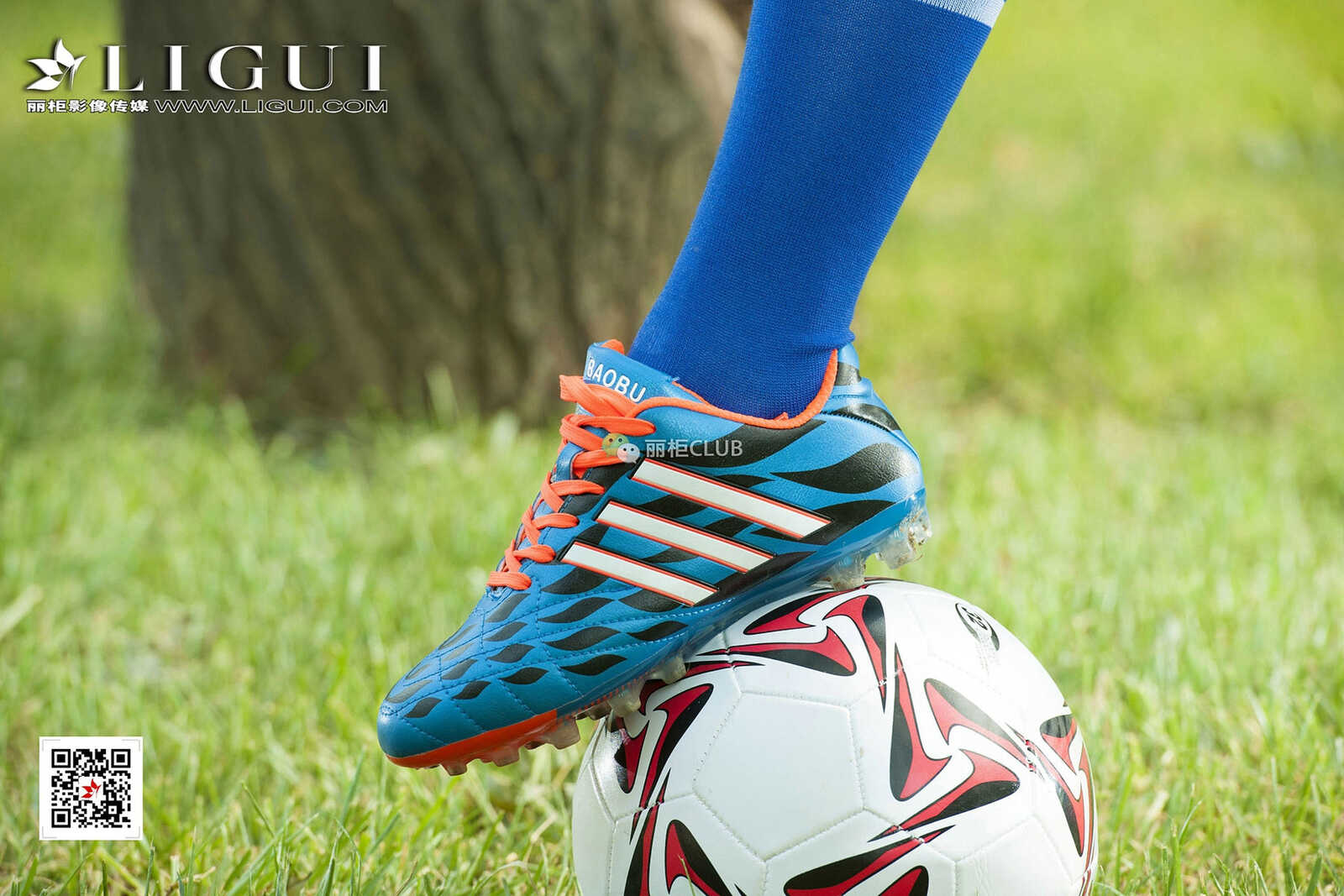 Model 筱筱《球场少女》 [丽柜Ligui] 写真集第15张