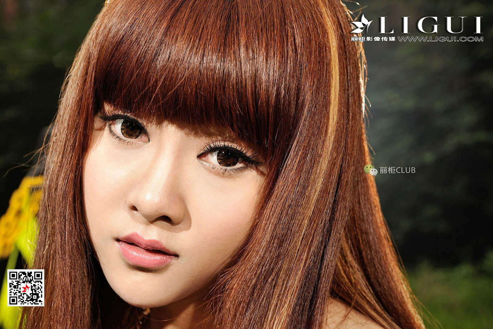 Model 笑笑《废旧火车道黑丝美脚》 [丽柜Ligui] 写第9张