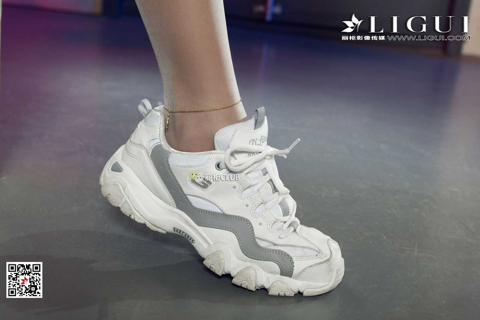 腿模筱筱《运动风丝袜妹子》 [丽柜Ligui] 写真集第10张