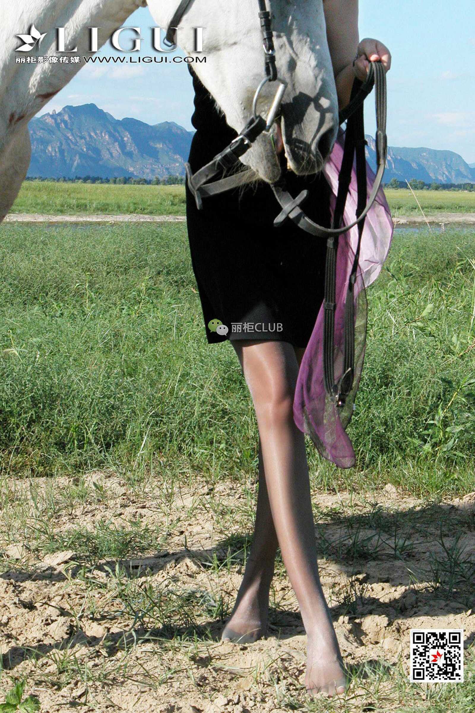 腿模丝高《白马女郎美丝》 [丽柜LIGUI] 美腿丝足第7张