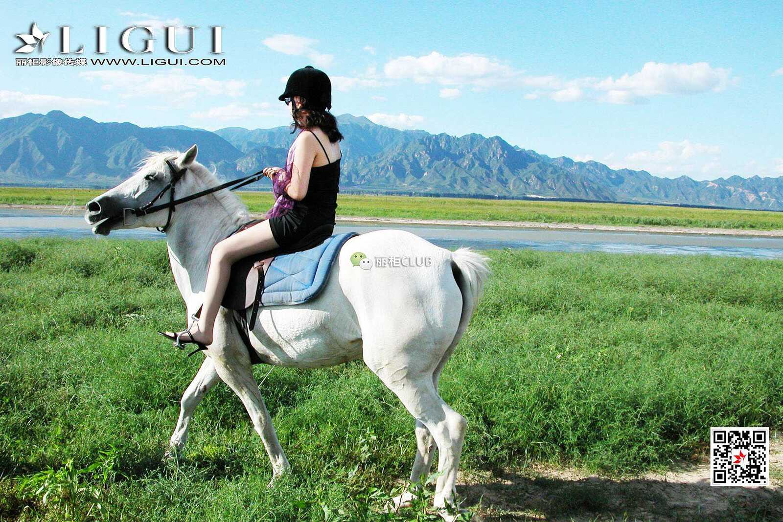 腿模丝高《白马女郎美丝》 [丽柜LIGUI] 美腿丝足第5张