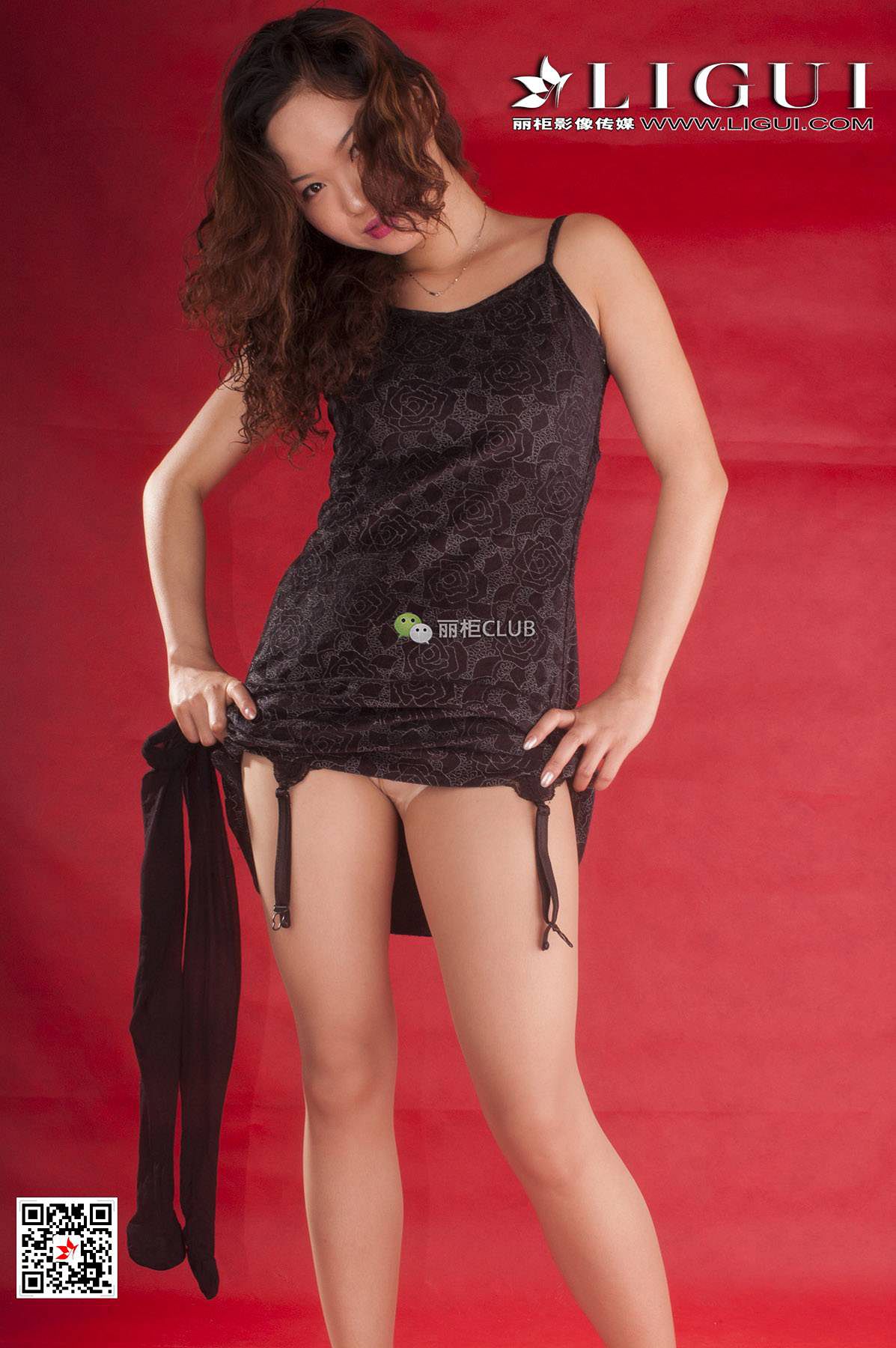 丁丁《黑丝美足》 [丽柜LIGUI] 网络丽人 写真集第4张