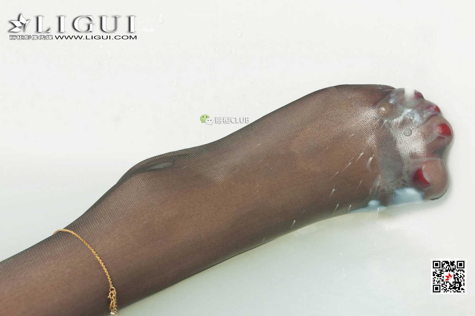 足模然然《浴缸丝足迷情》 [丽柜LIGUI] 网络丽人第17张