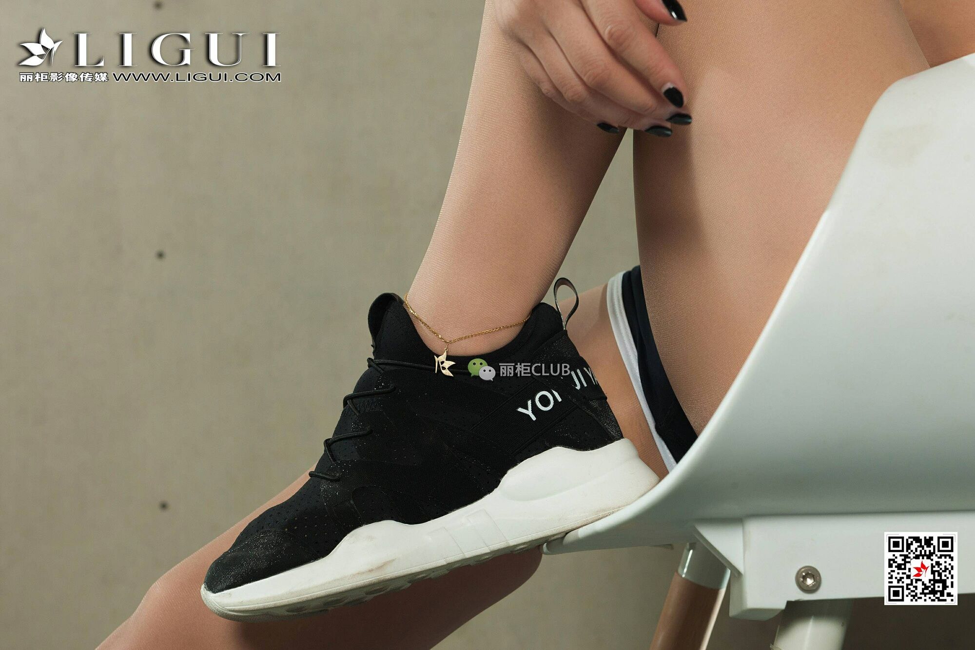 足模晨晨《健身女郎》 [丽柜LIGUI] 网络丽人 写真第4张