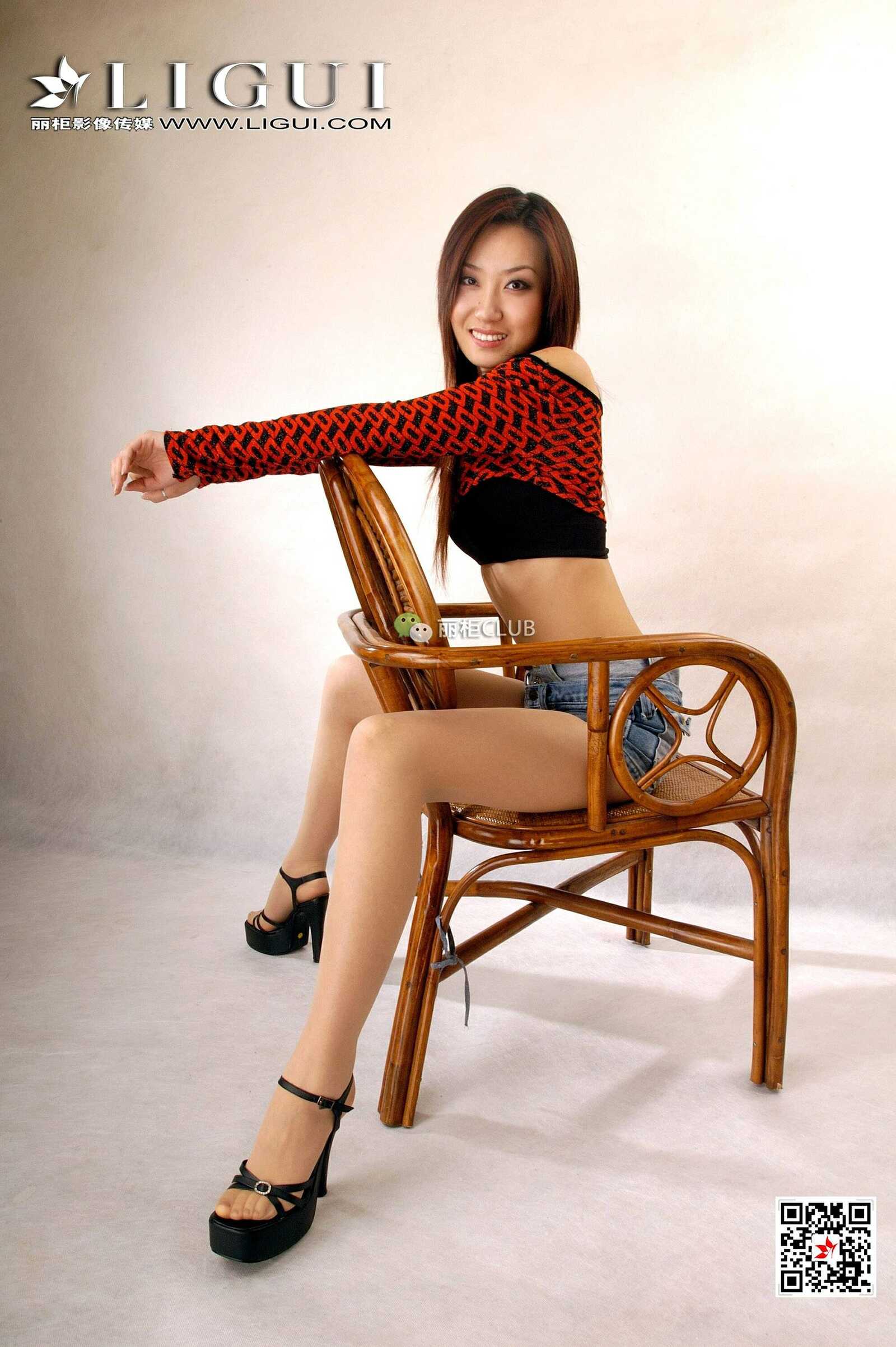 足模小惠《肉丝美脚》 [丽柜LIGUI] 网络丽人 写真第4张