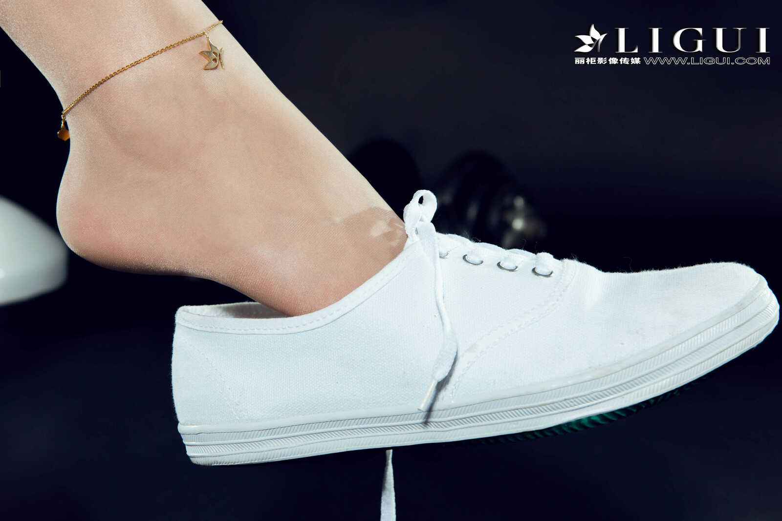 腿模雪糕《运动妹子丝足》 [丽柜Ligui] 写真集第13张