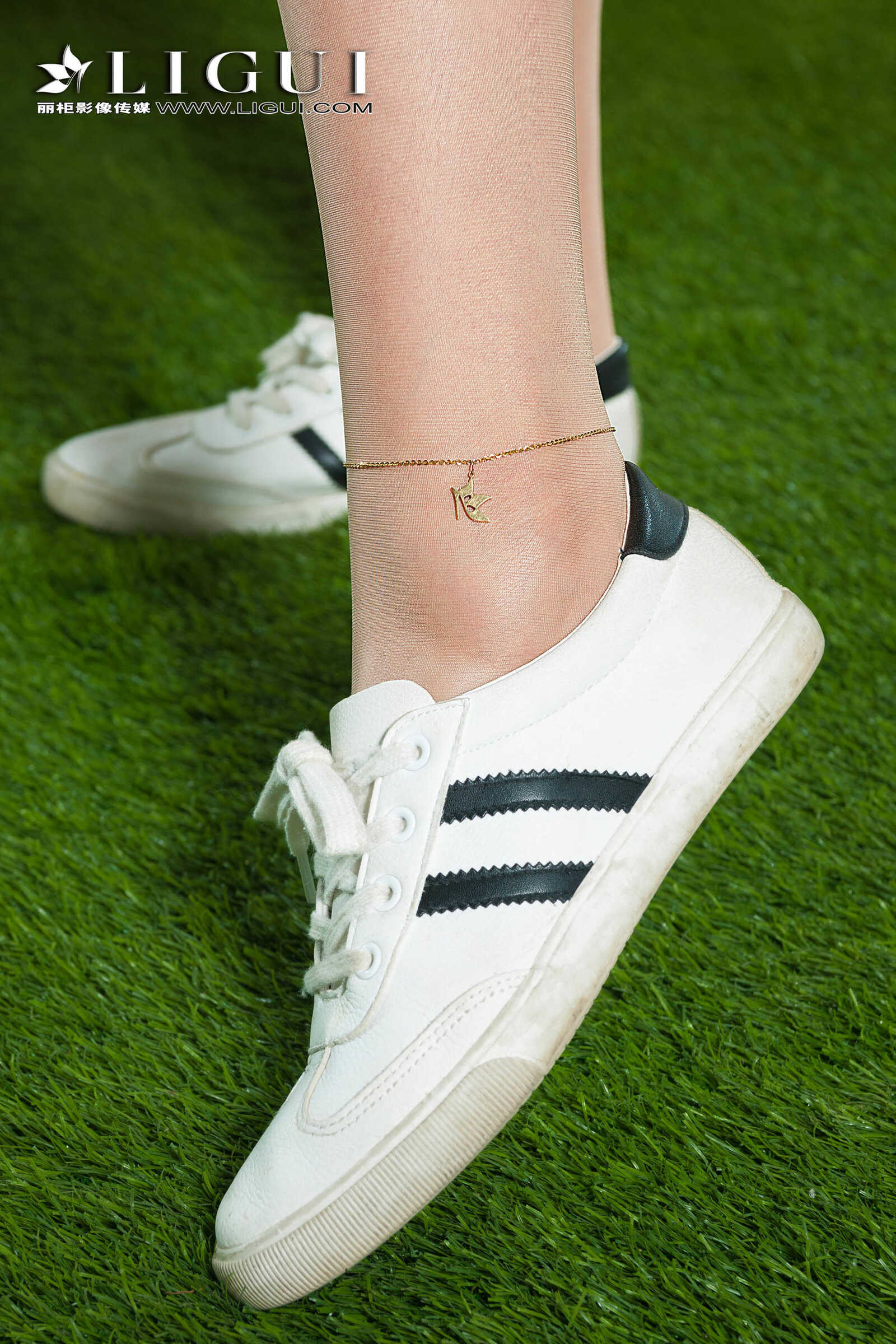 腿模敏儿《高尔夫少女》 [丽柜Ligui] 网络丽人 写第16张