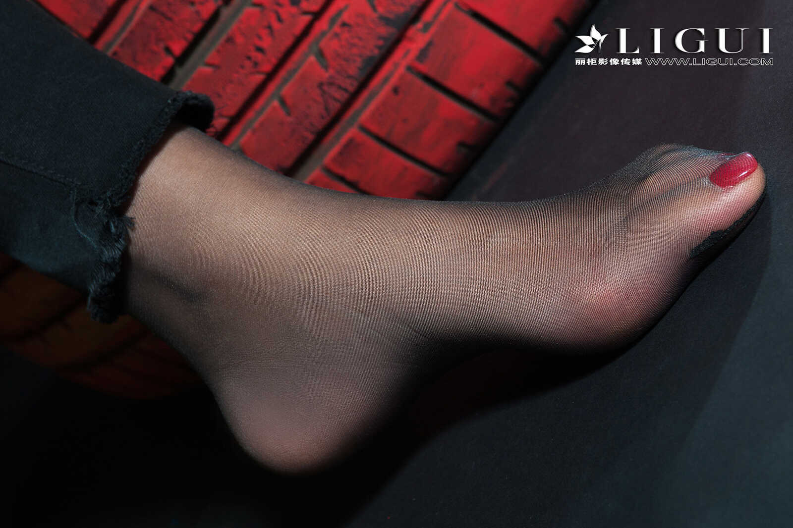 赵维拉《牛仔黑丝女郎》 [丽柜Ligui] 网络丽人 写第5张