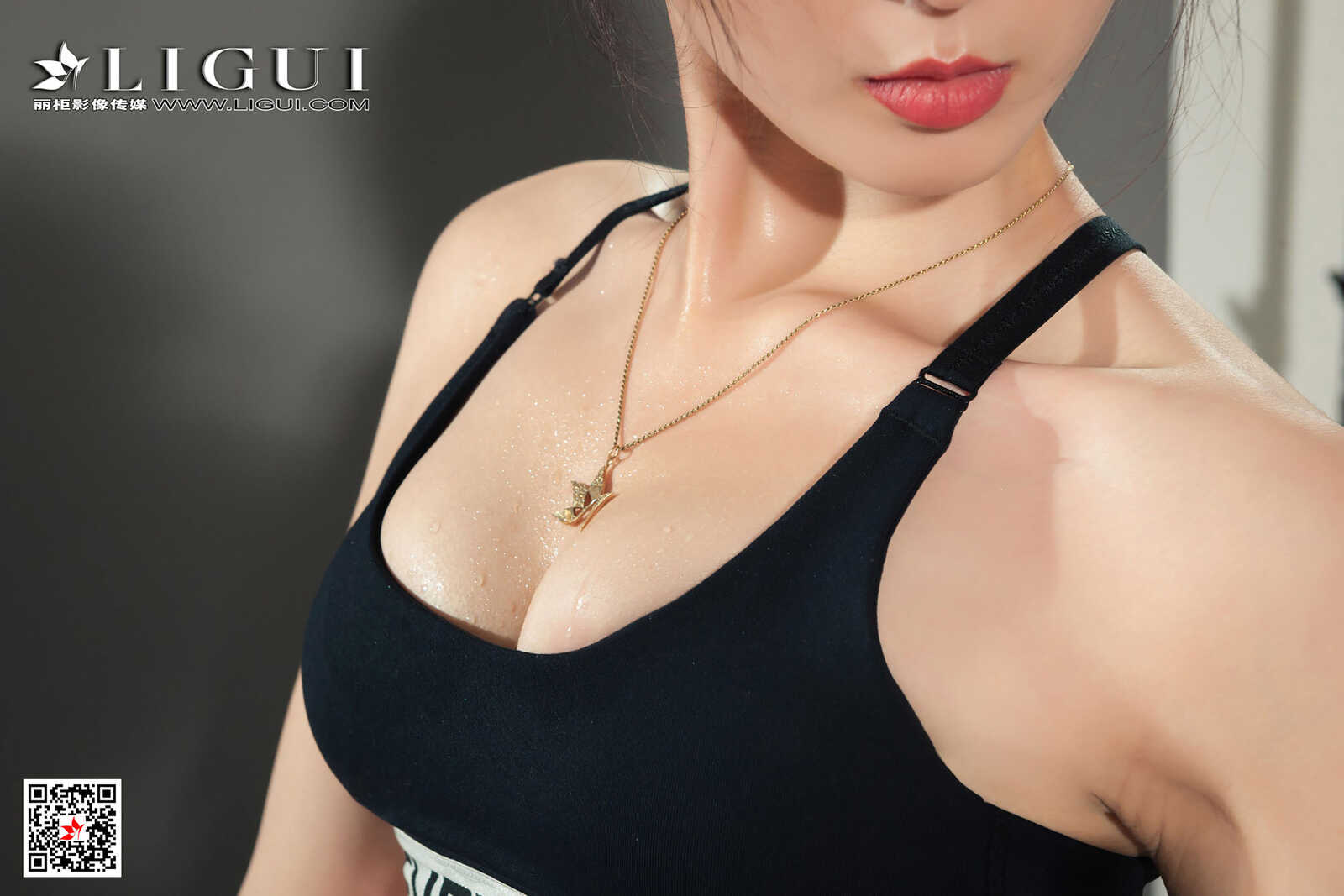 小戈《肉丝健身教练》 [丽柜Ligui] 写真集第9张