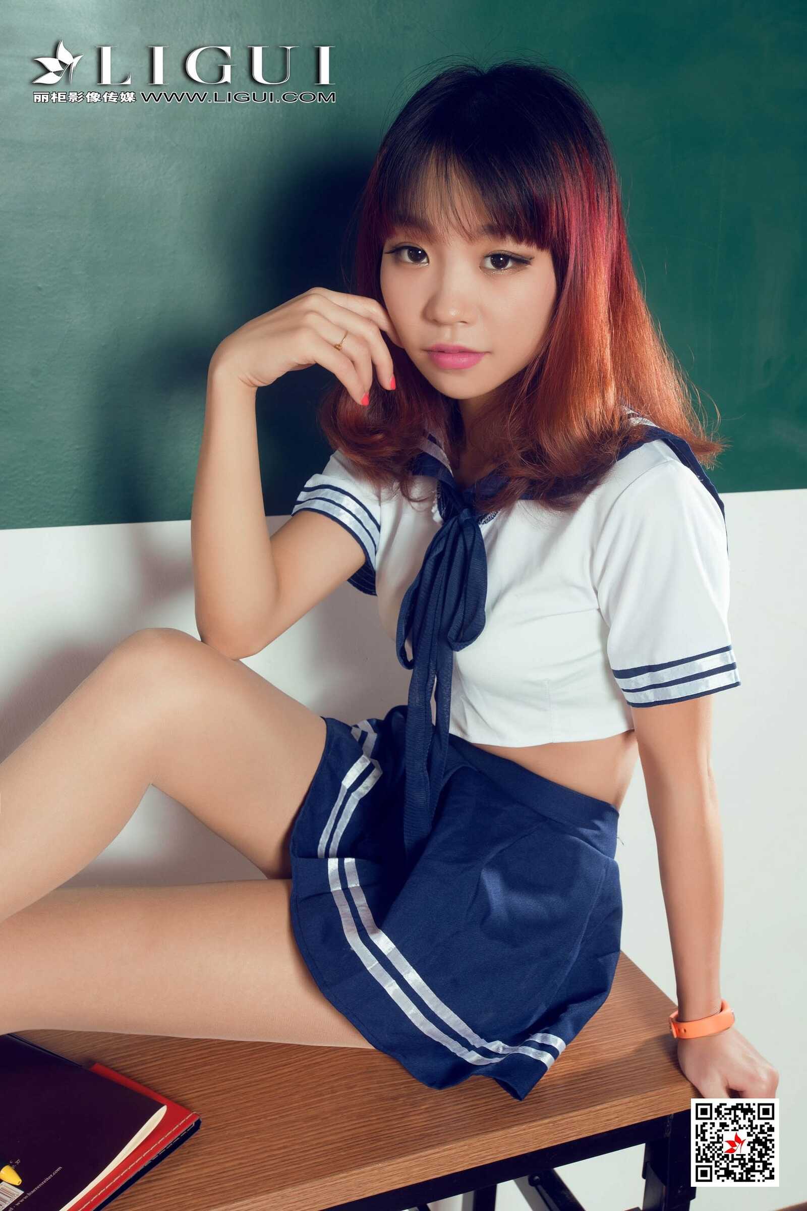 腿模ALAN《教室丝足高跟》 [丽柜Ligui] 写真集第12张