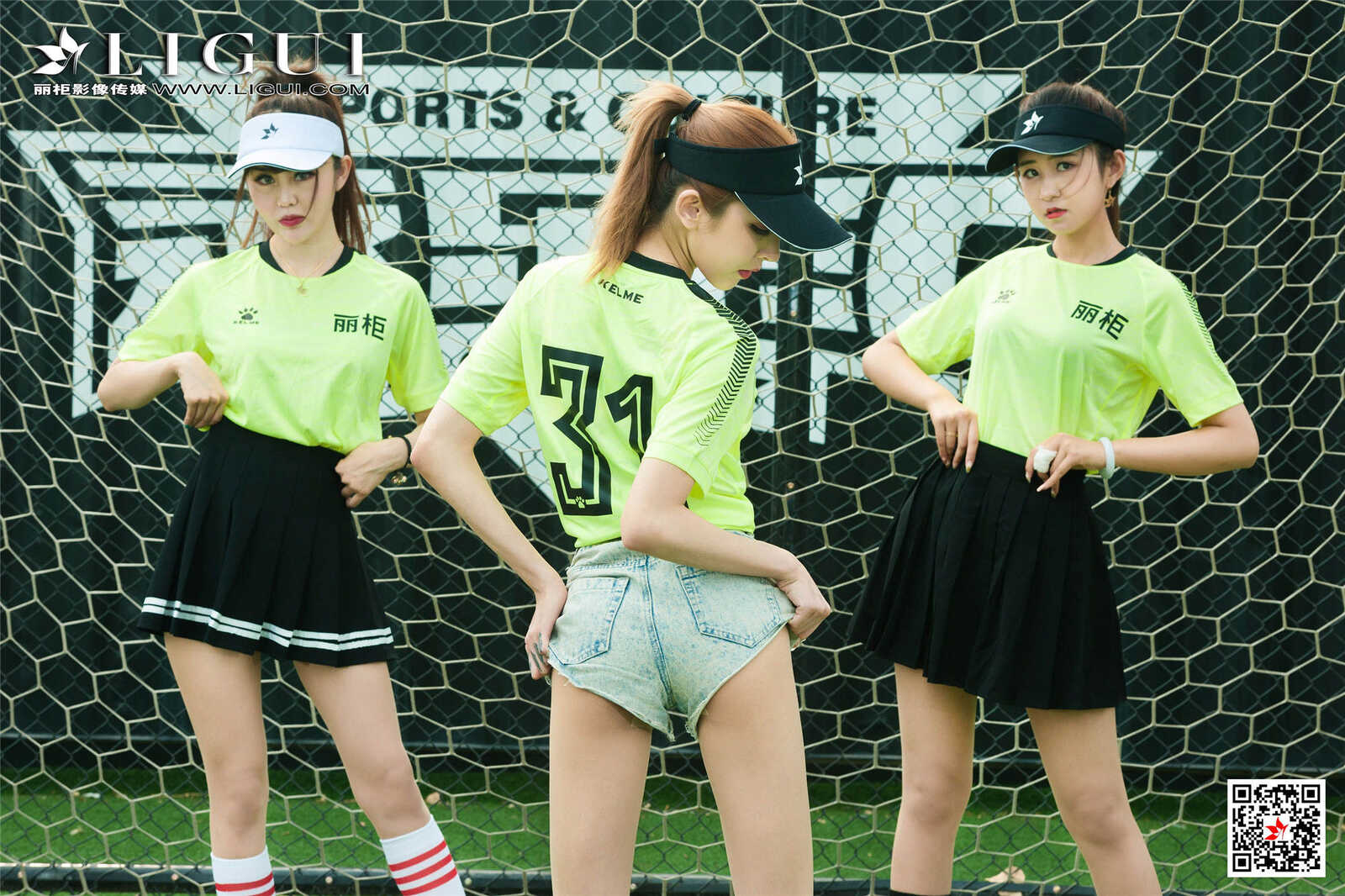 兔子&凉儿&甜甜&允娜《足球丝足》 [丽柜第8张