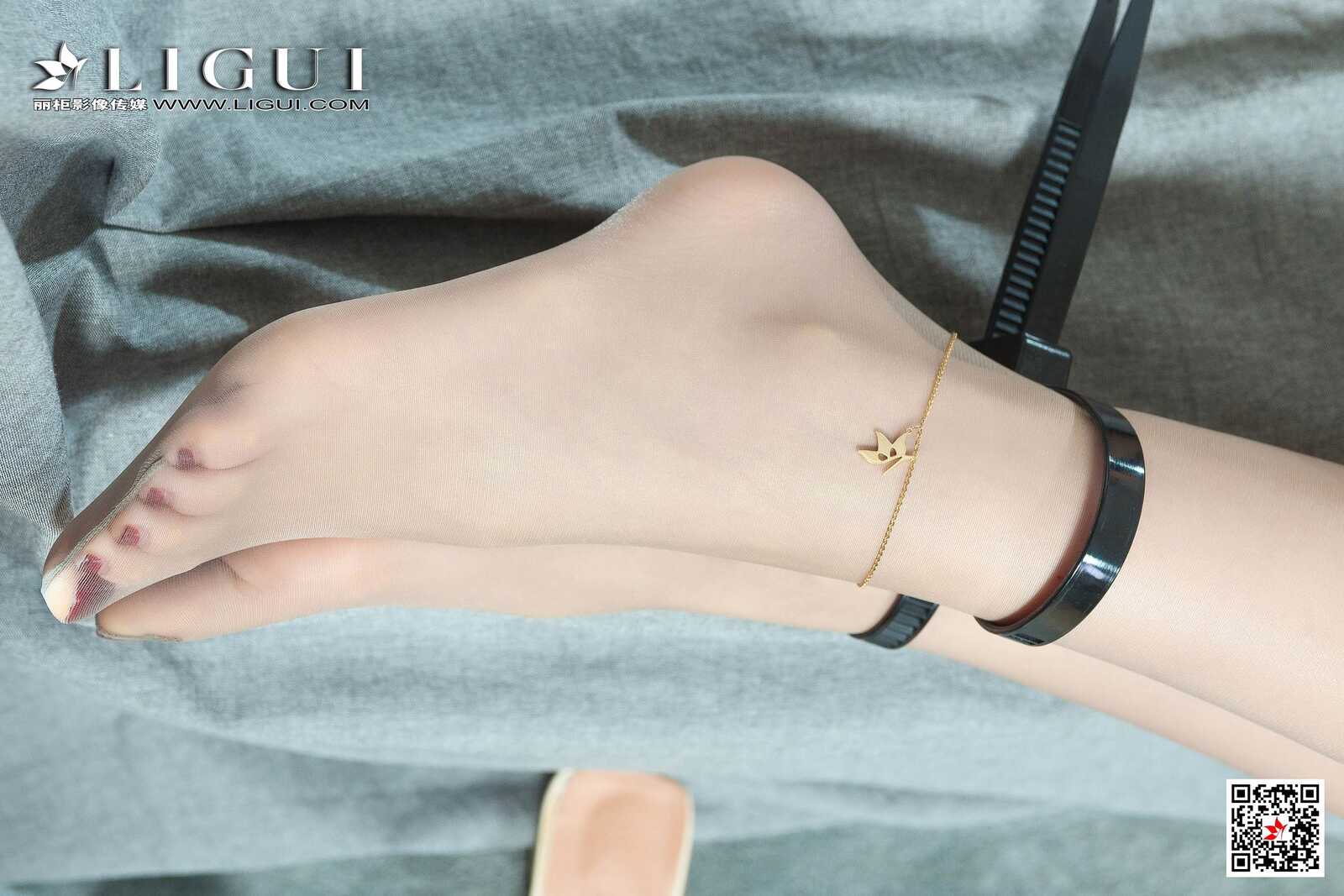 腿模凉儿《丝袜美腿捆绑绳艺》 [丽柜美束Ligui第4张