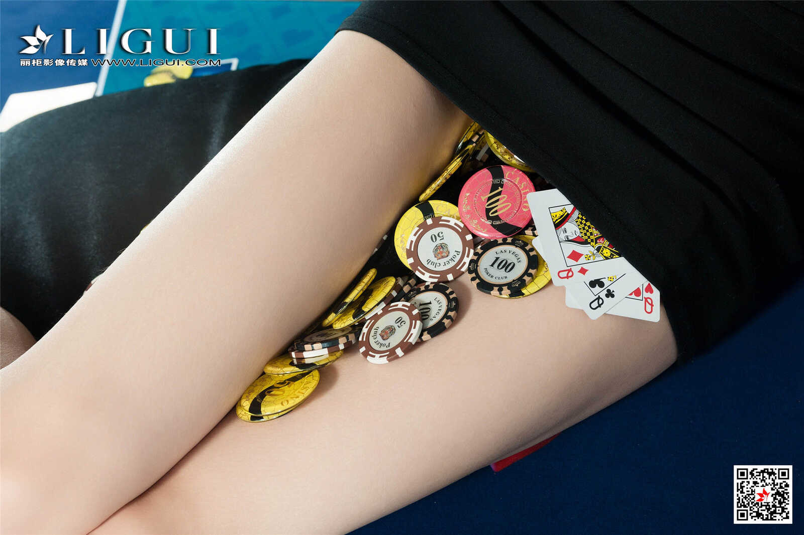 模特兔子《黑丝棋牌官》 [丽柜Ligui] 美腿丝足写第1张