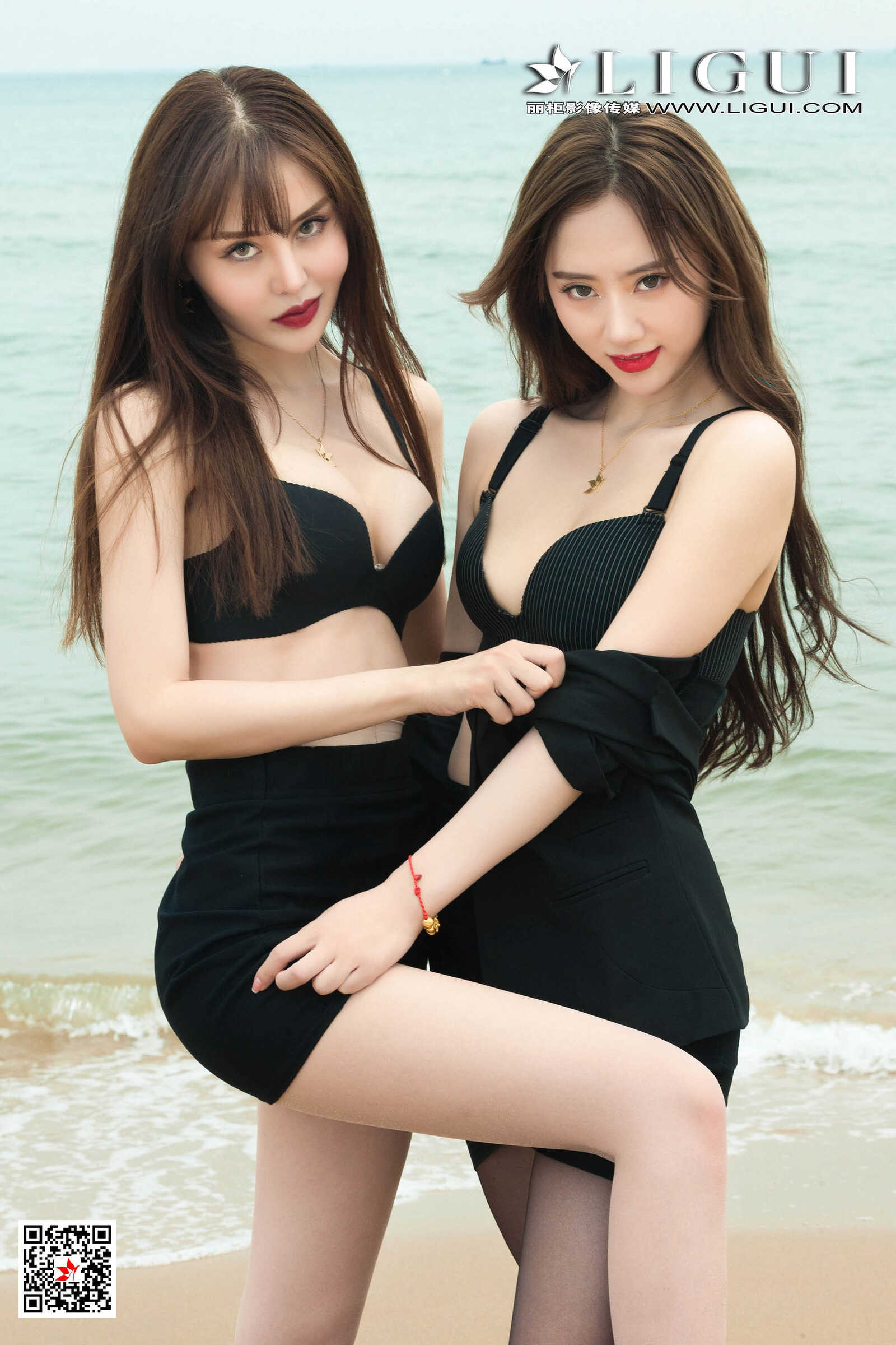 然然&amp;amp;凉儿《沙滩丝袜诱惑》 [丽柜Ligui] 美腿丝第10张