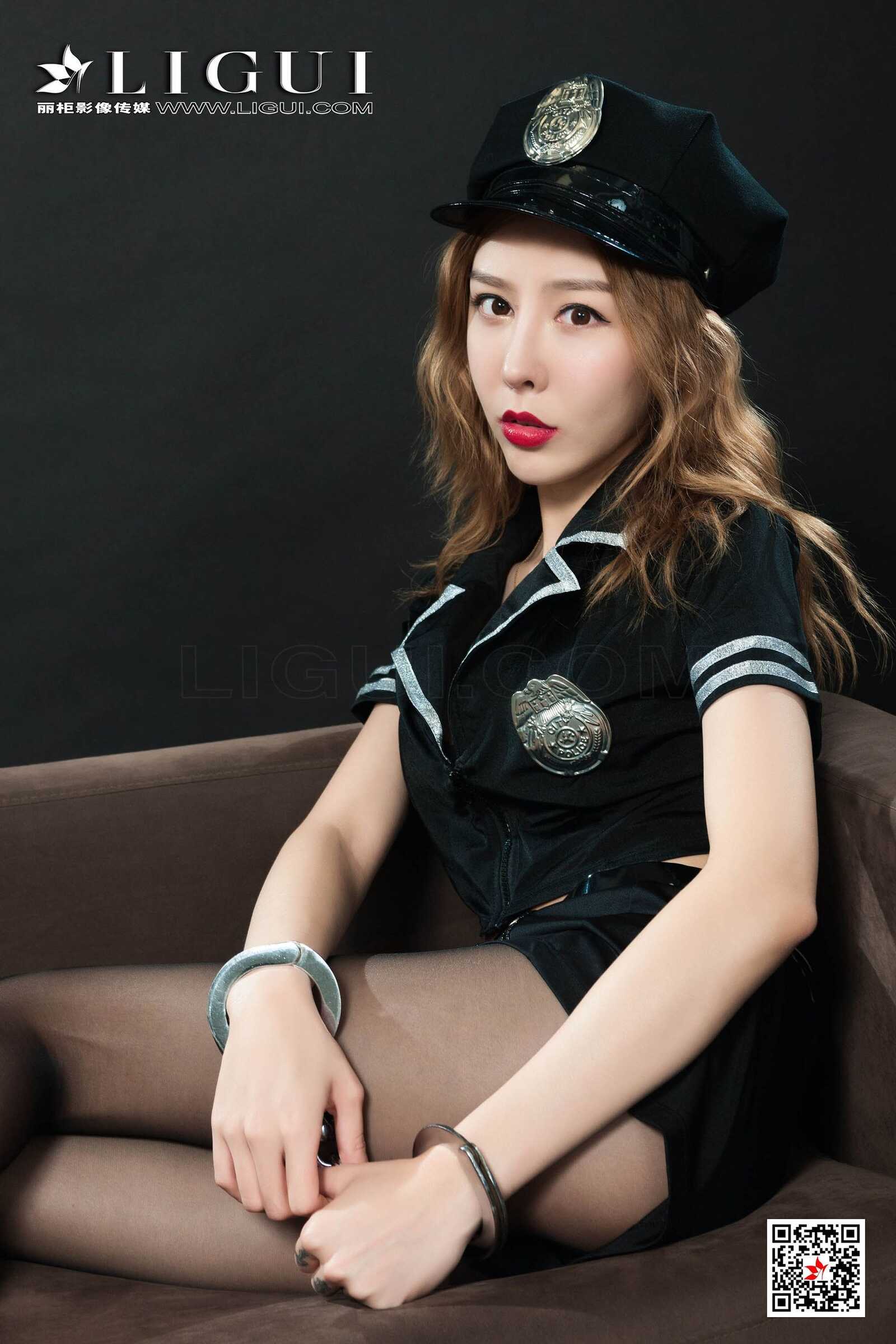 兔子《黑丝女警镣铐》 [丽柜LIGUI] 网络丽人 写真第16张