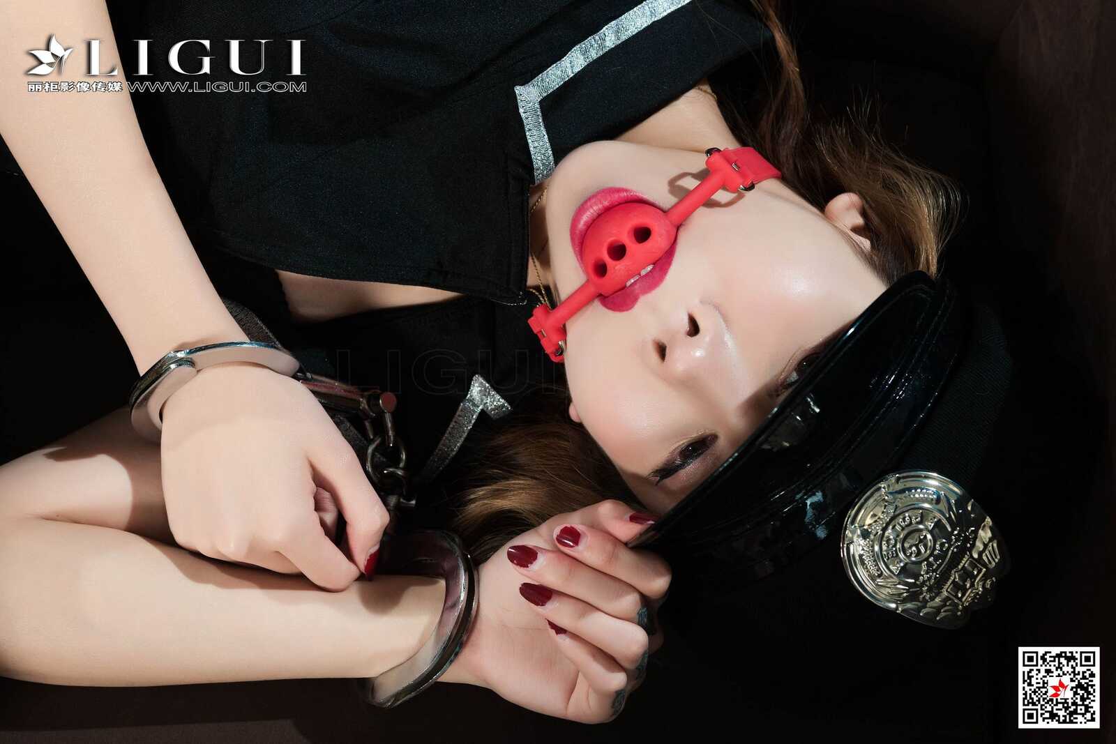 兔子《黑丝女警镣铐》 [丽柜LIGUI] 网络丽人 写真第6张