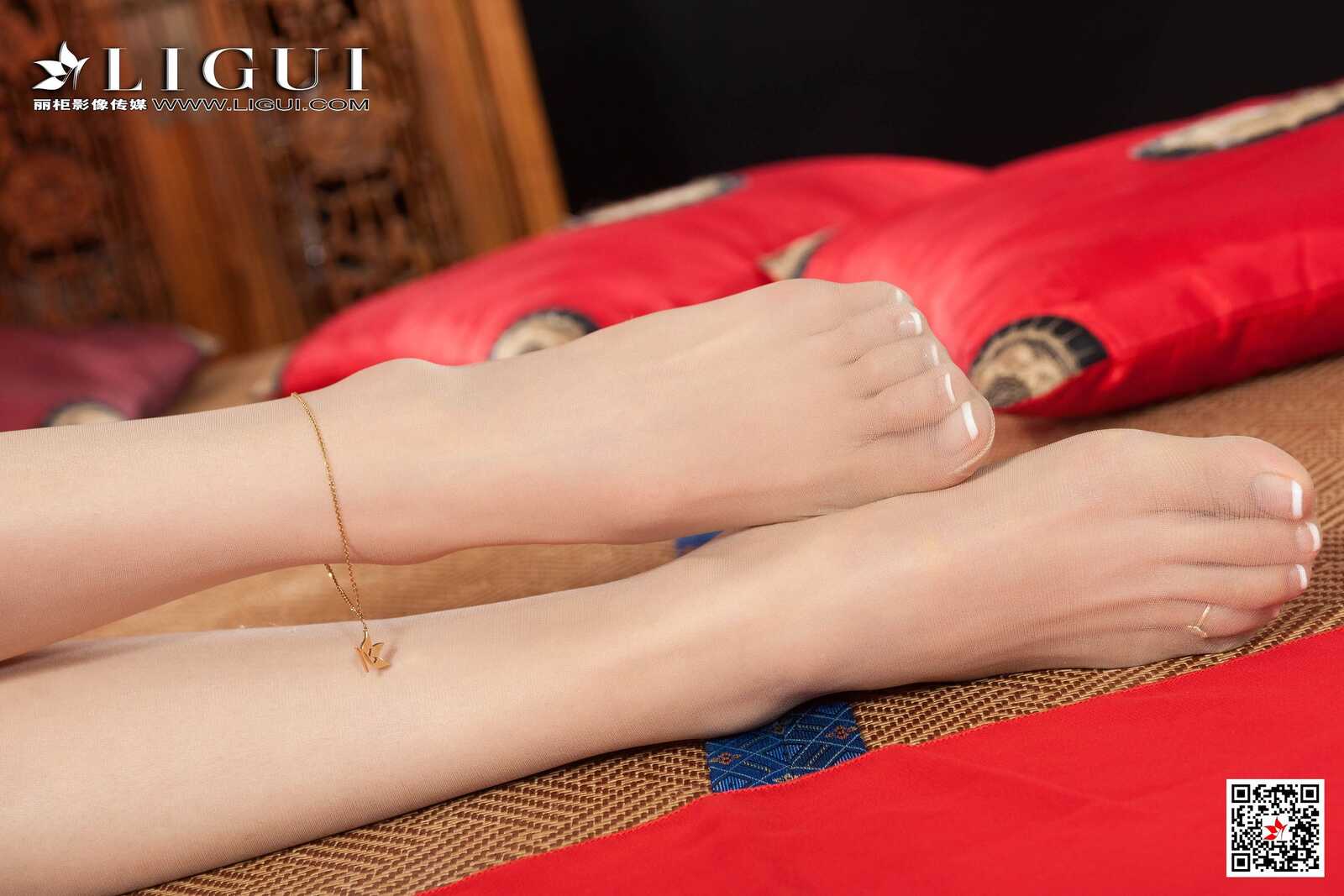 王炜炜《极品古典丝足》 [丽柜LIGUI] 网络丽人 写第6张