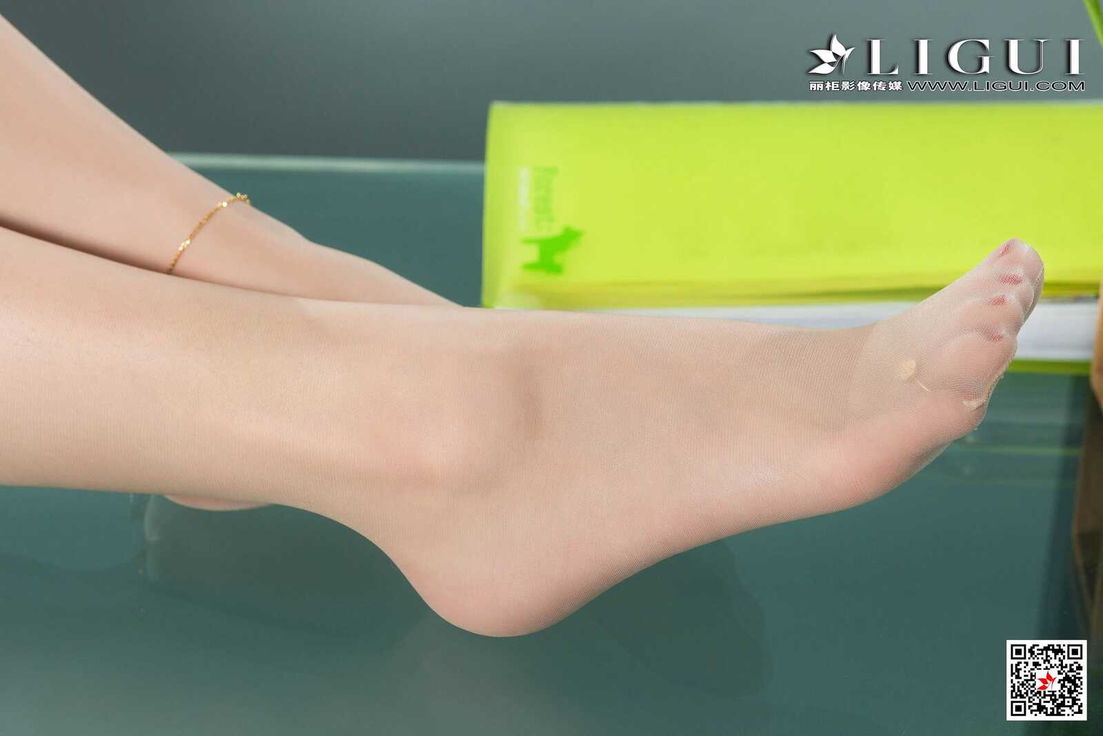 书雅《OL眼镜娘肉丝袜美腿》 [丽柜LIGUI] 网络丽人第7张