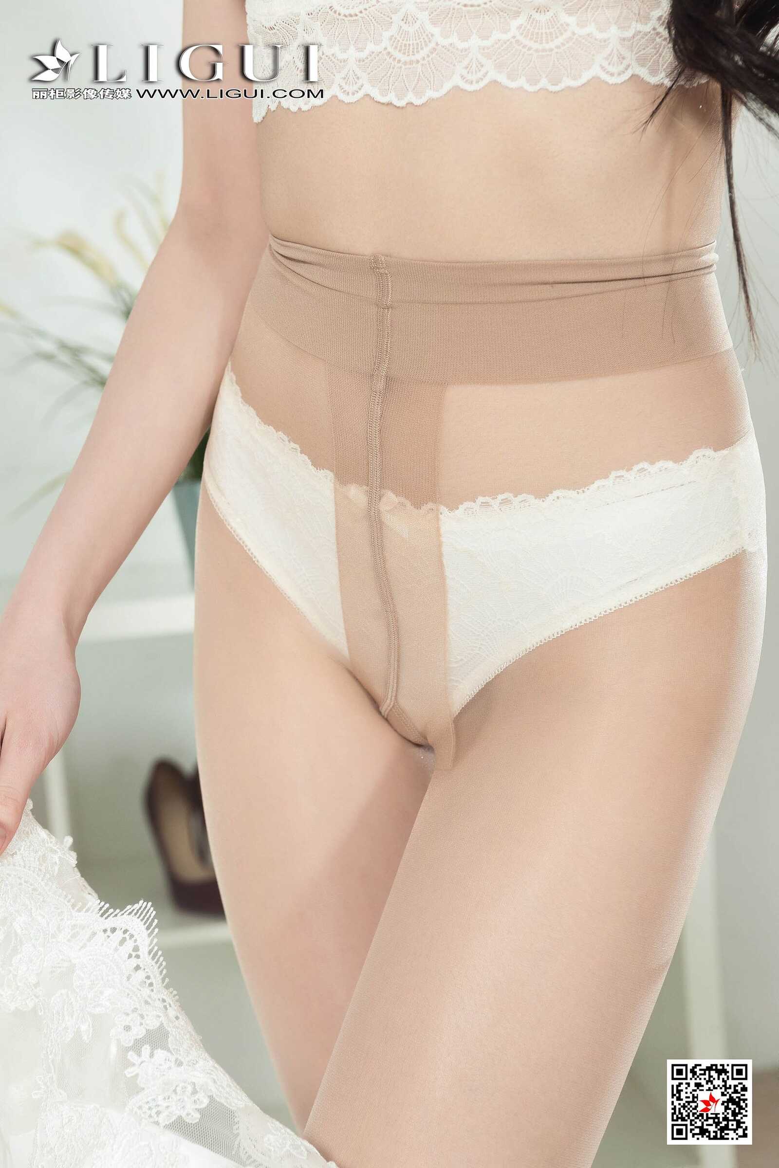 Model 兔子《肉丝袜诱惑》 [丽柜LiGui] 网络丽人第19张