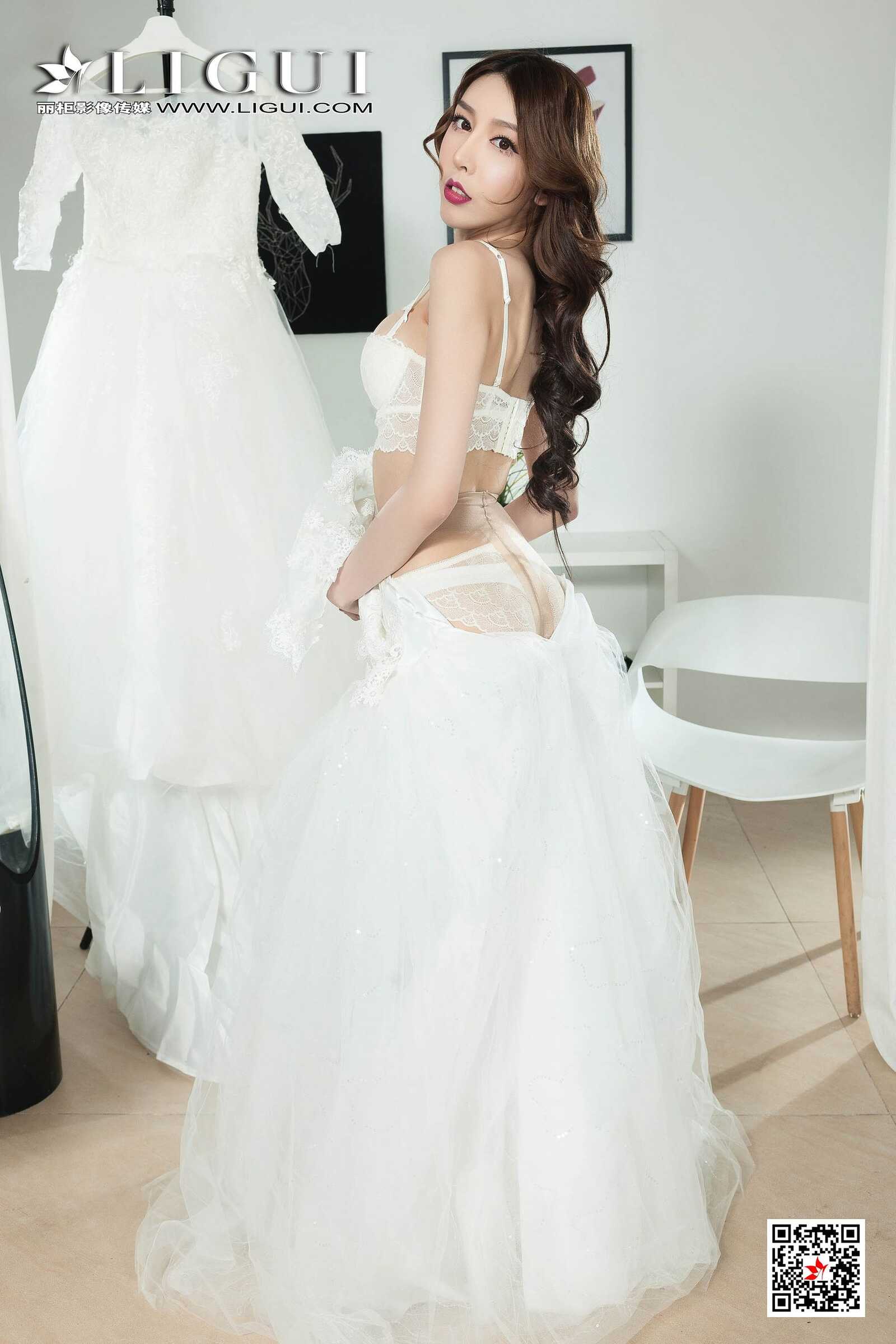 Model 兔子《肉丝袜诱惑》 [丽柜LiGui] 网络丽人第14张