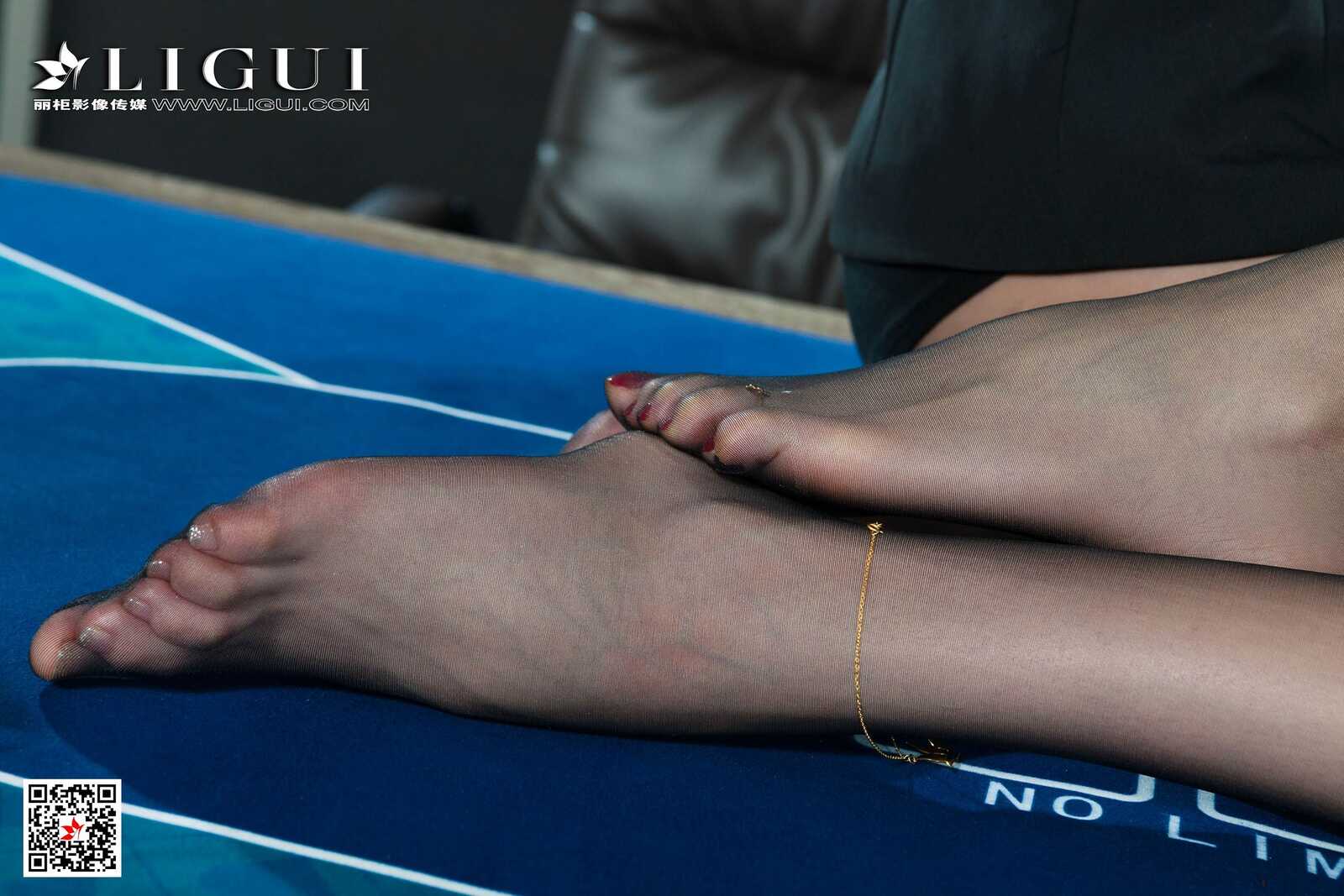 兔子&amp;amp;凉儿《黑丝丝足诱惑》 [丽柜LiGui] 写真集第5张