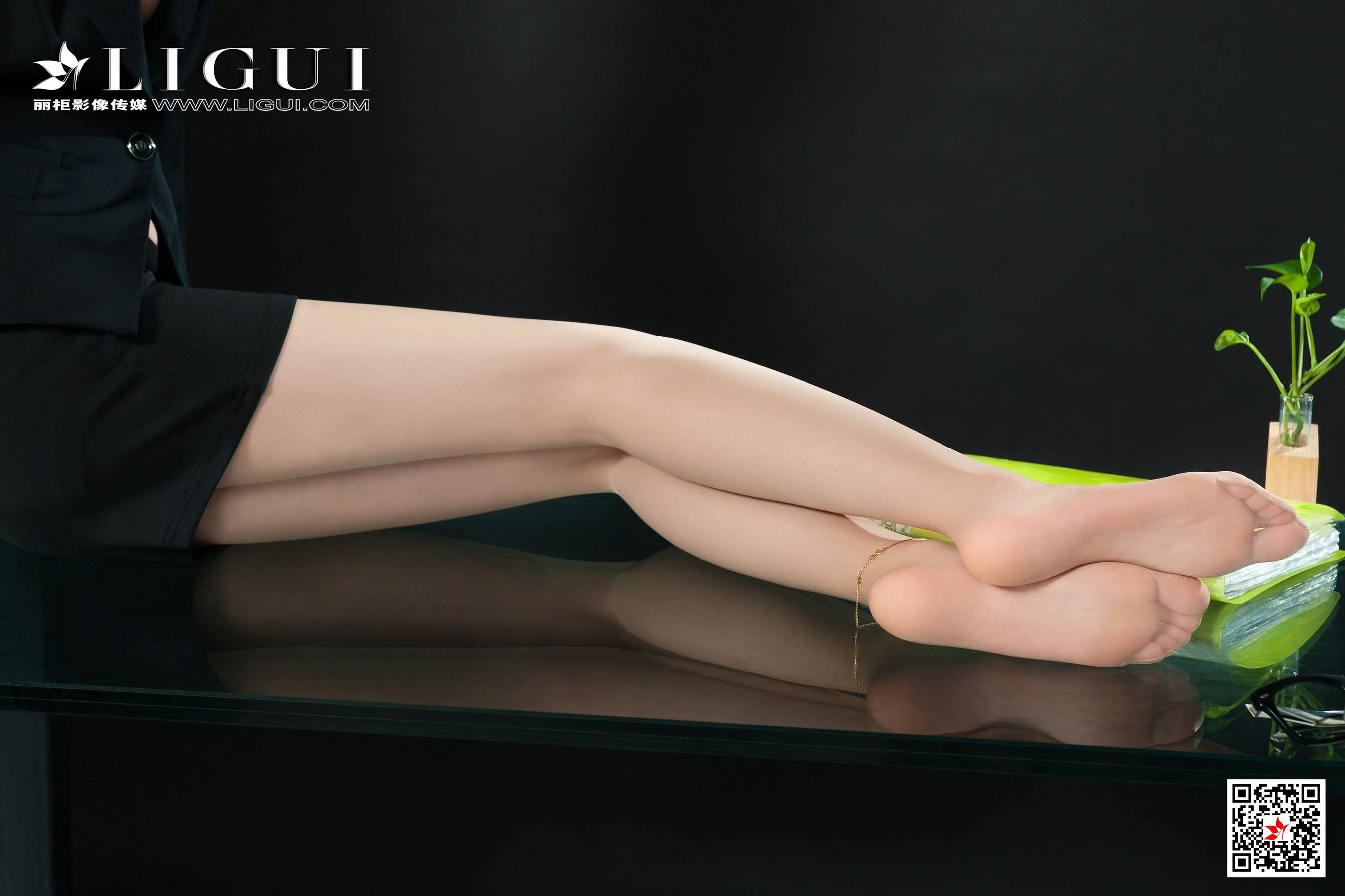 腿模RITA《肉丝袜长腿丽人》 [丽柜LiGui] 写真集第4张