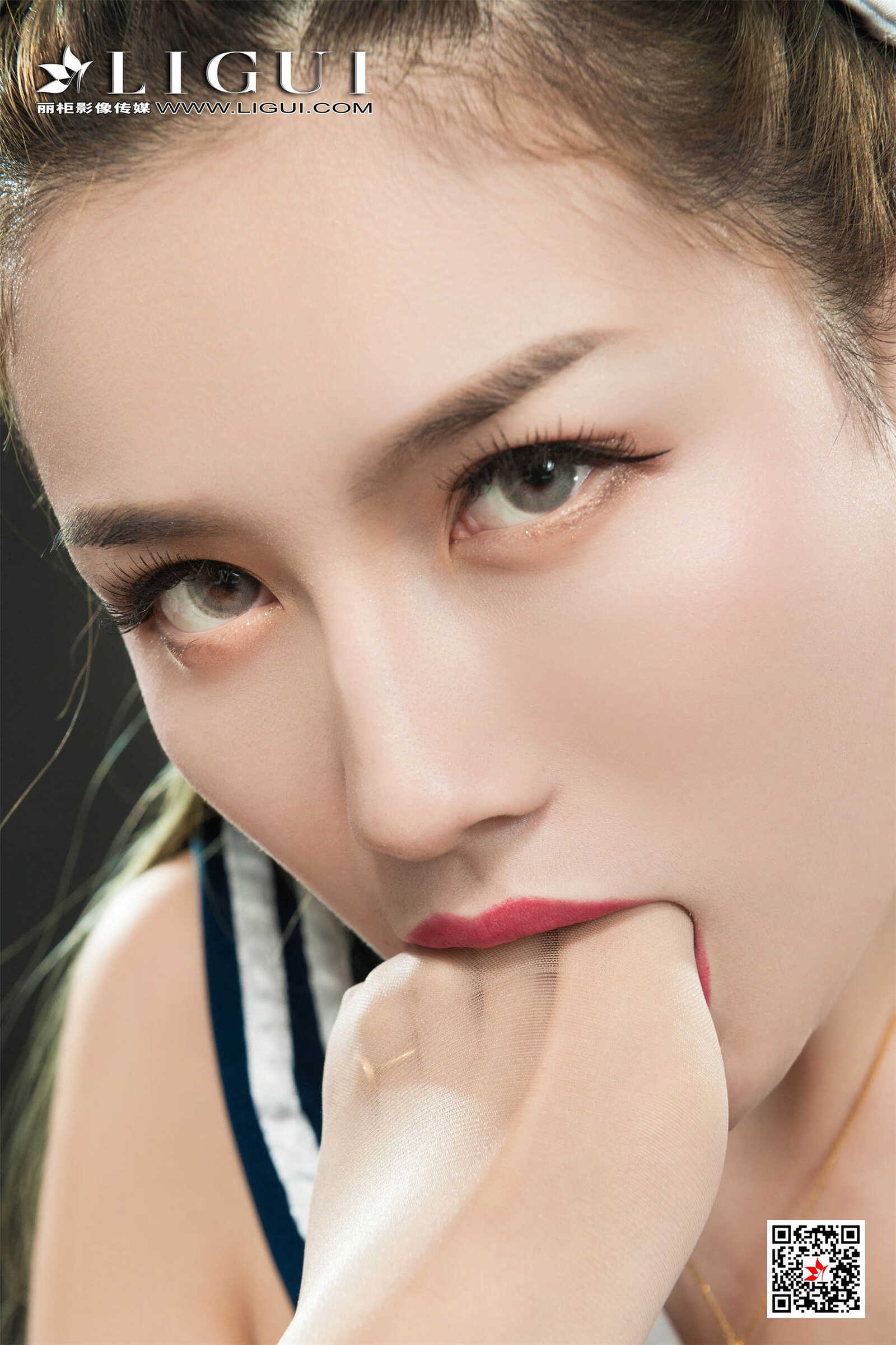 兔子&甜甜《双生海军姐妹花丝足》 [丽柜Lig第9张