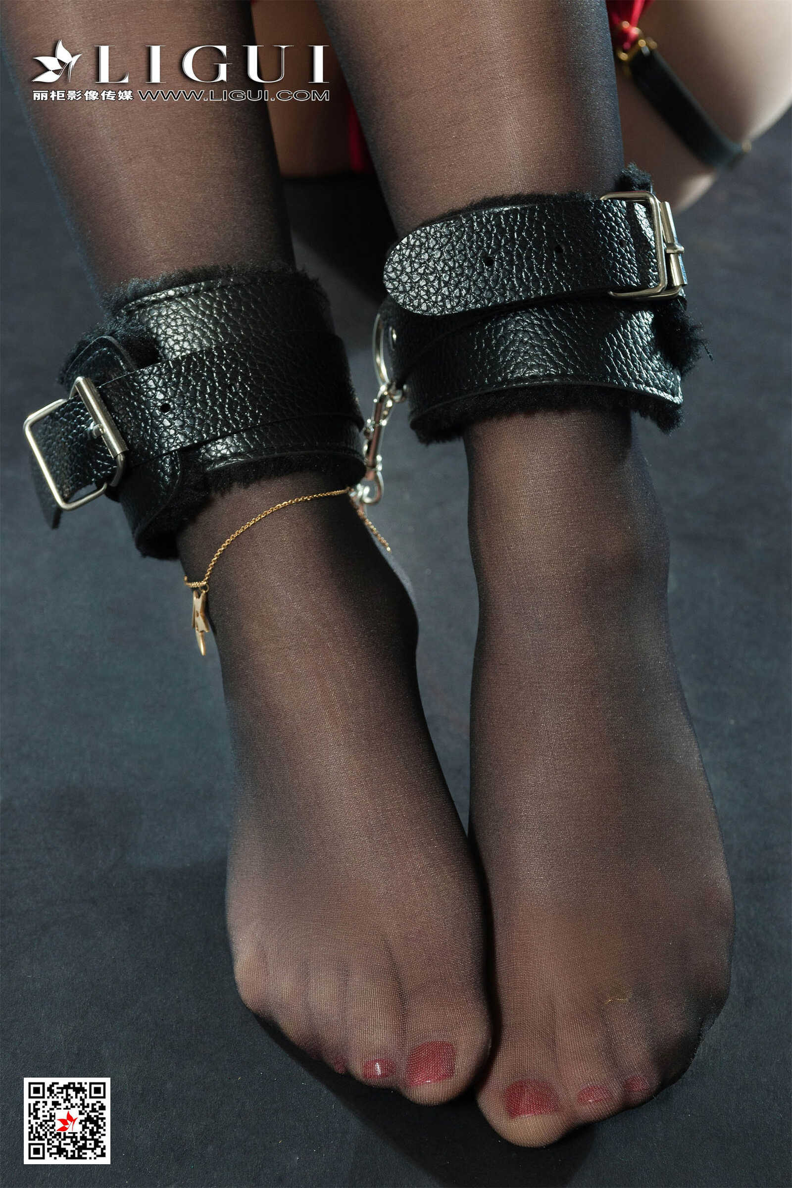 汐汐《黑丝镣铐兔女郎》 [丽柜Ligui] 写真集第13张