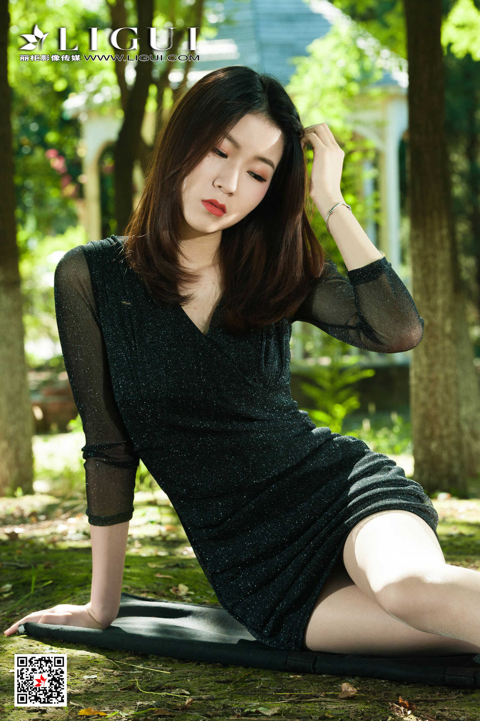 虫虫《长腿森系女神》 [丽柜Ligui] 写真集第7张