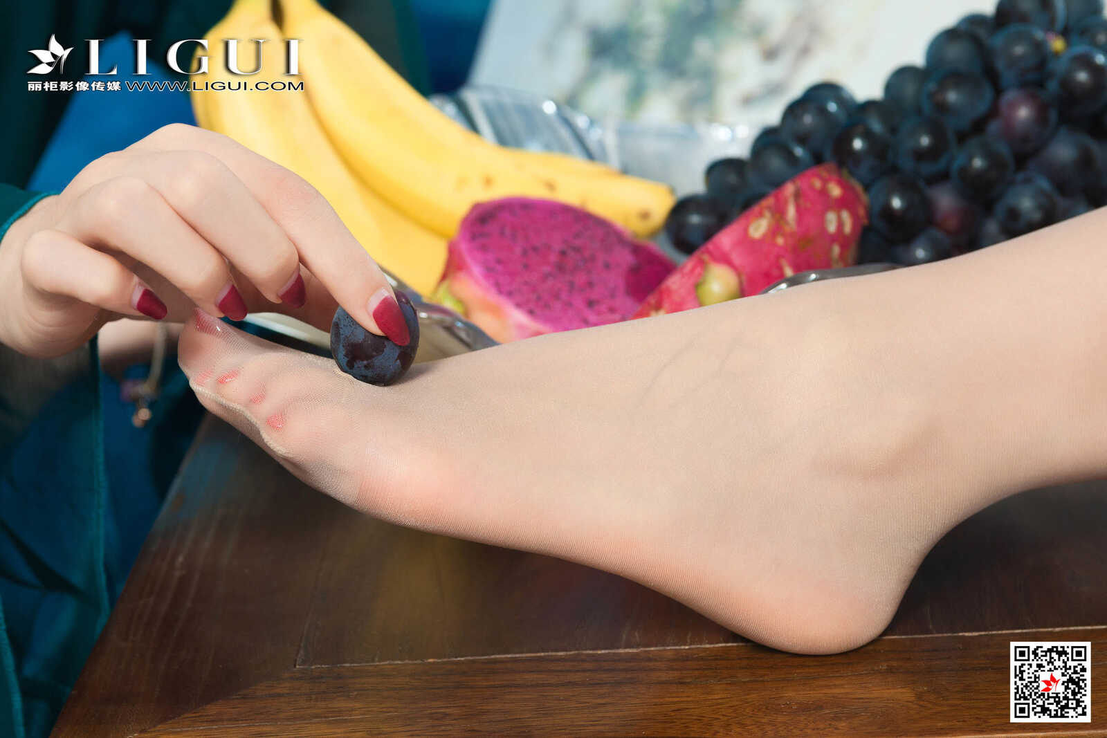 甜甜&amp;amp;雪糕《京剧丝袜姐妹花》 [丽柜Ligui] 写真第11张