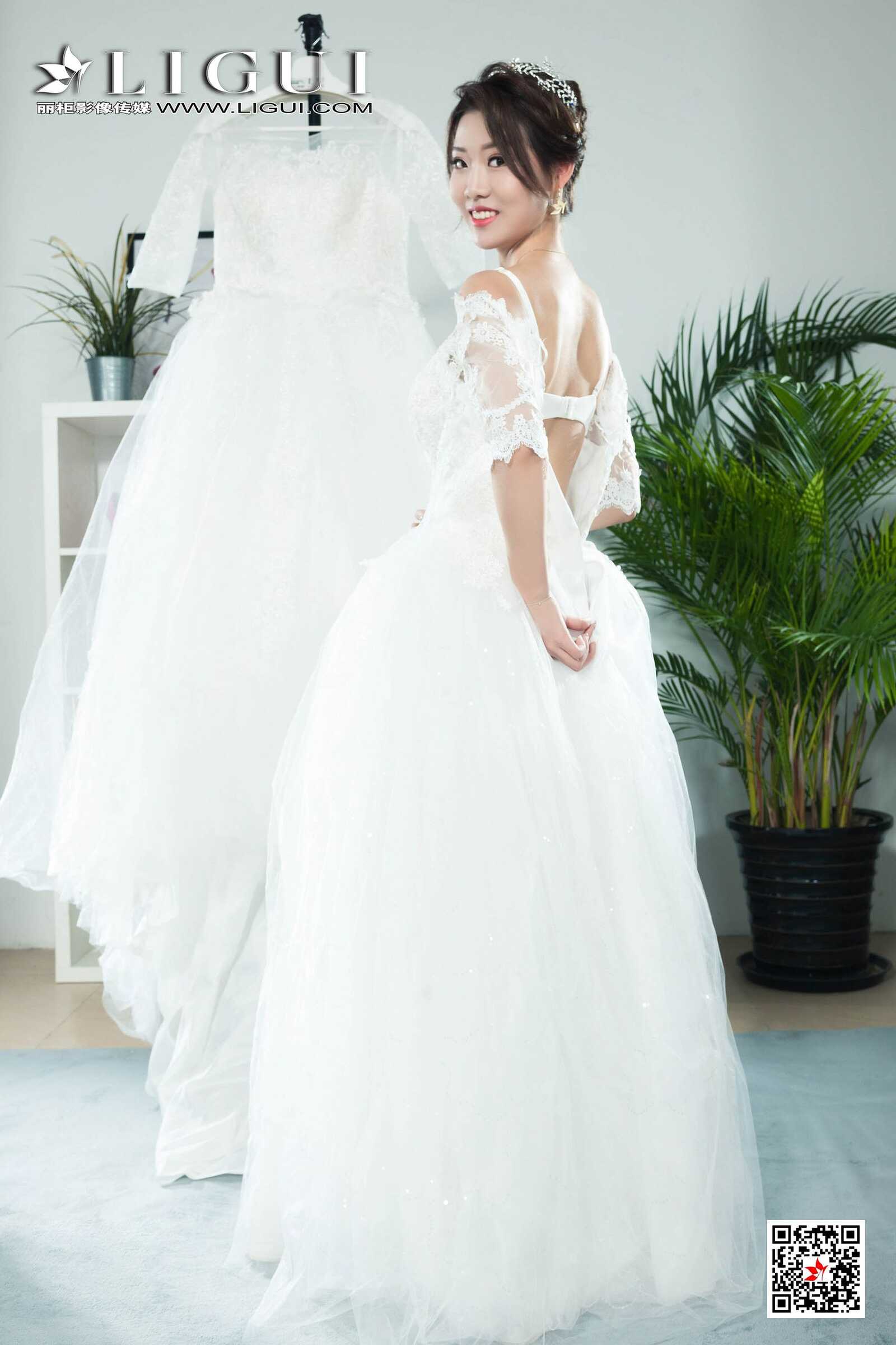 钟情《白丝婚纱新娘》 [丽柜Ligui] 写真集第11张