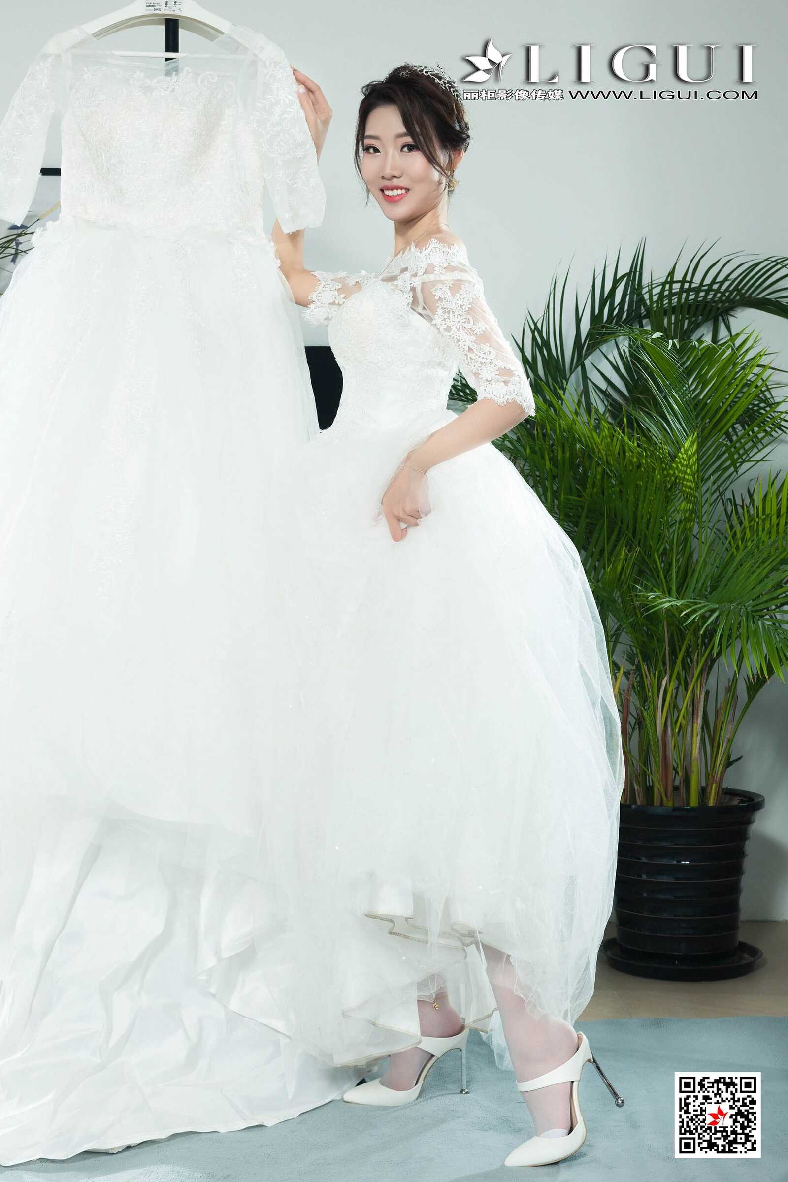 钟情《白丝婚纱新娘》 [丽柜Ligui] 写真集第4张
