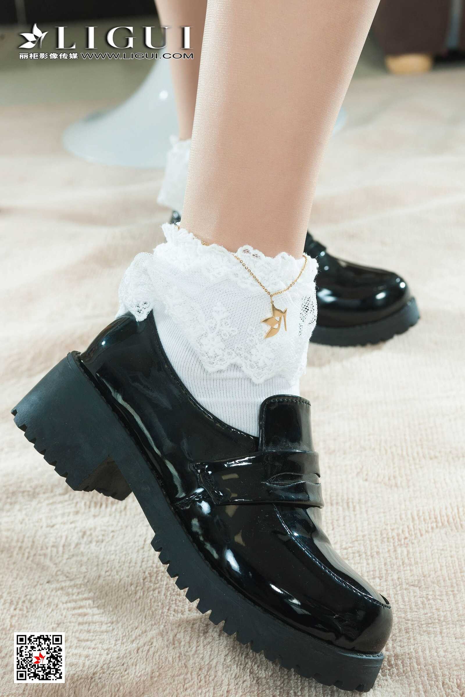 潘潘《丝袜学妹》 [丽柜Ligui] 写真集第17张