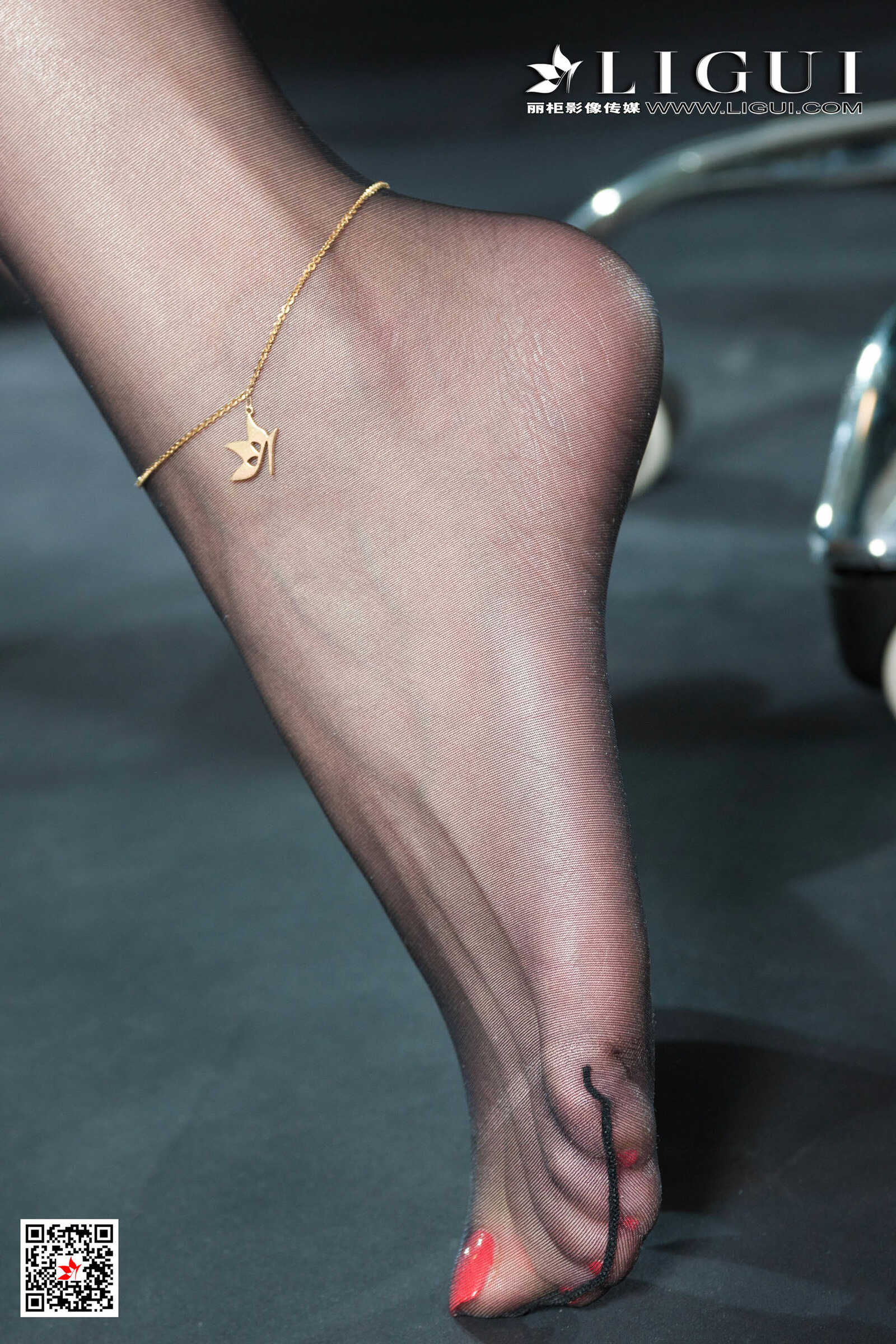 腿模凉儿《黑丝OL姐姐》 [丽柜Ligui] 网络丽人 写第4张