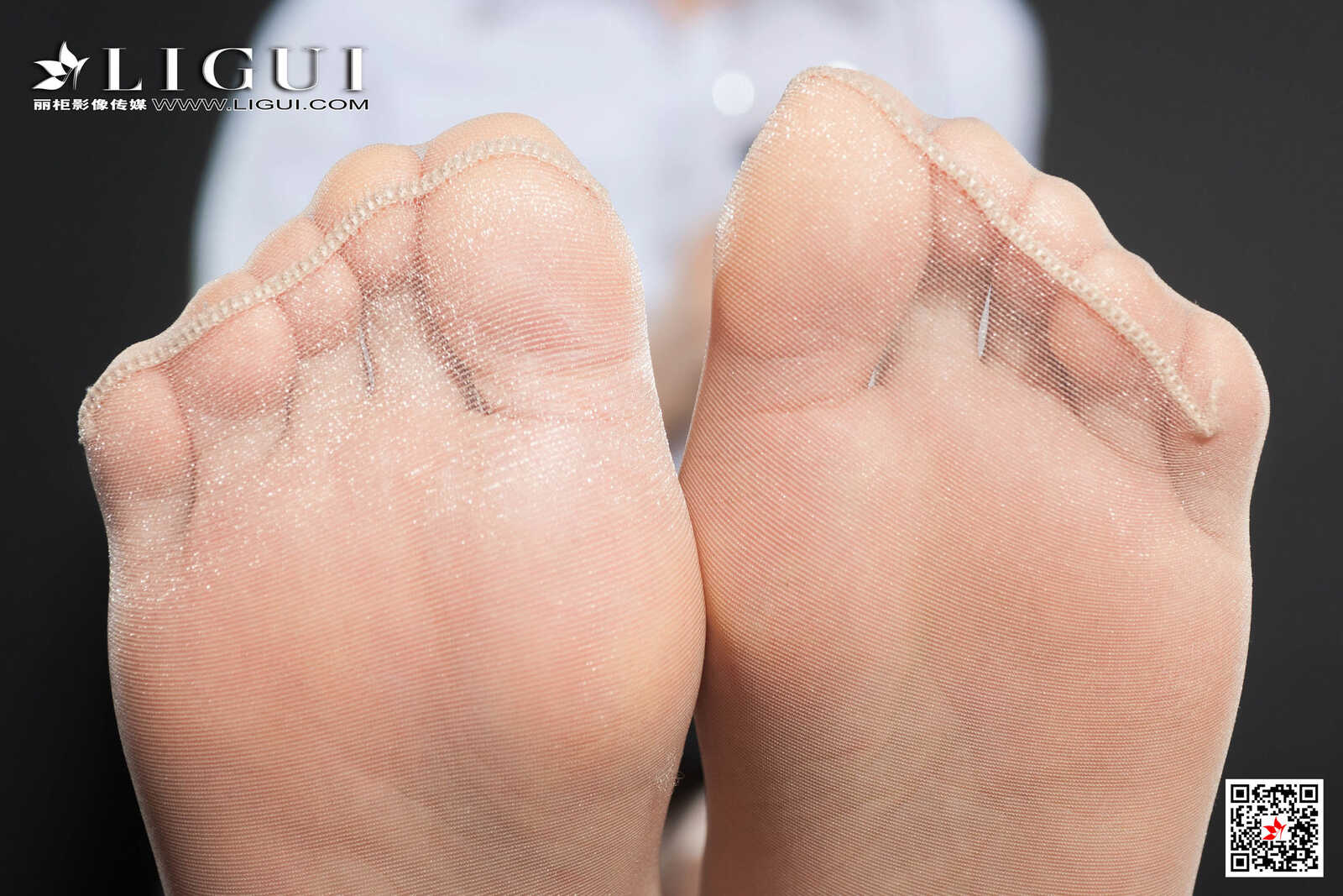 栗栗 《温饮醉佳人》 [丽柜Ligui] 写真集第1张