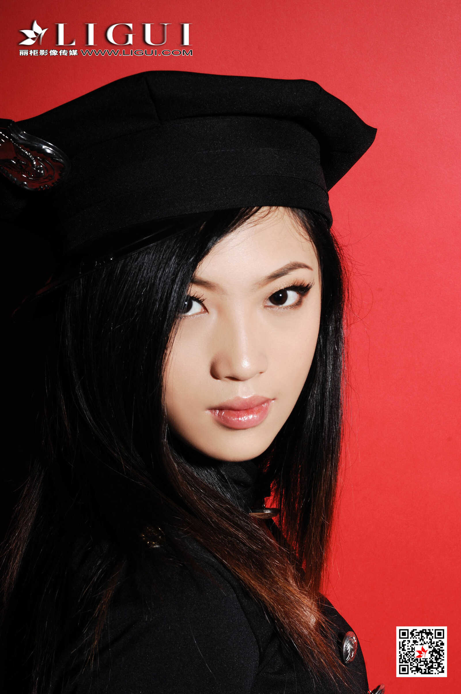 Model 左左《黑丝女警皮鞭》 [丽柜Ligui] 写真集第13张