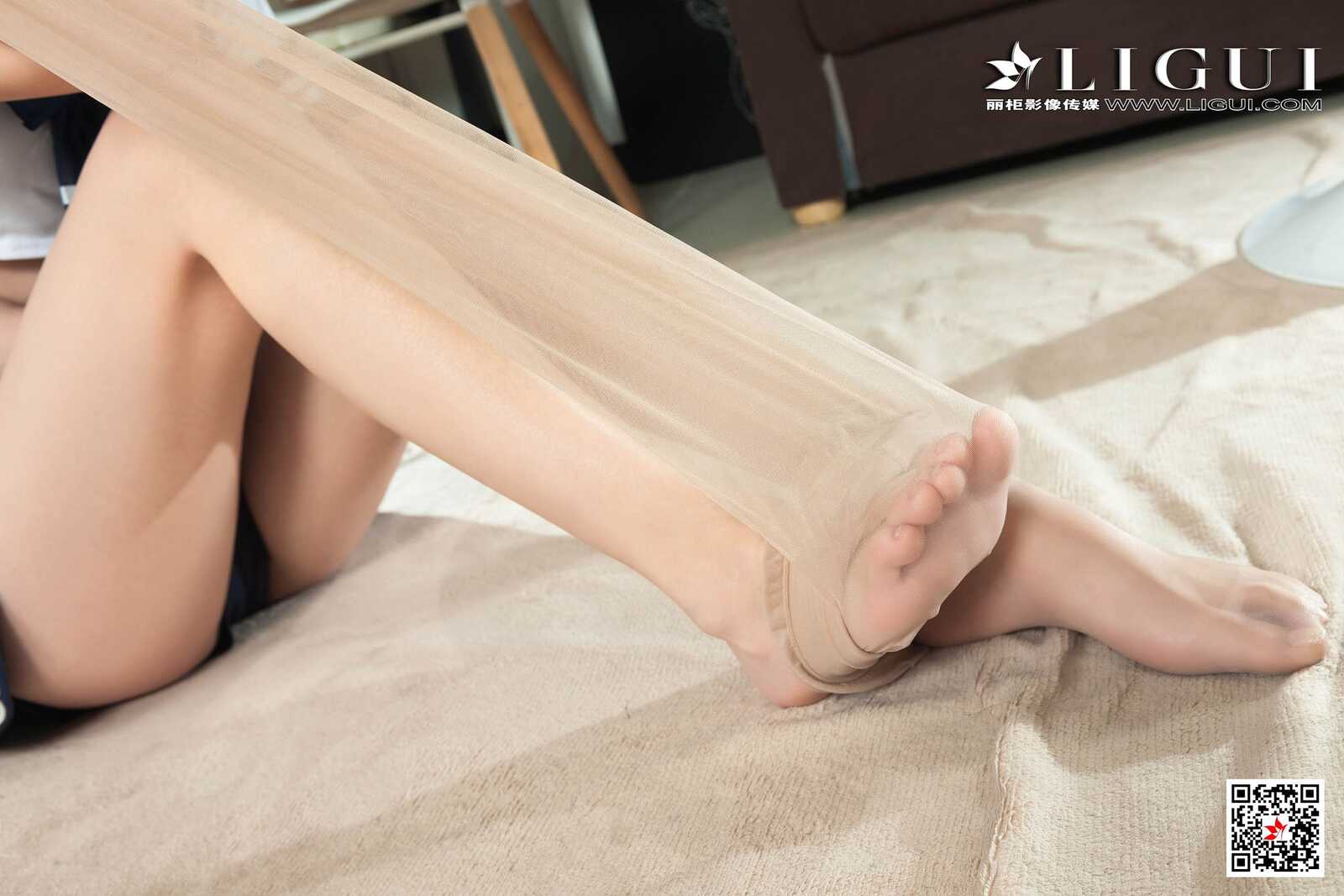 Model 宝宝《水手服眼镜妹》 [丽柜Ligui] 网络丽人第1张