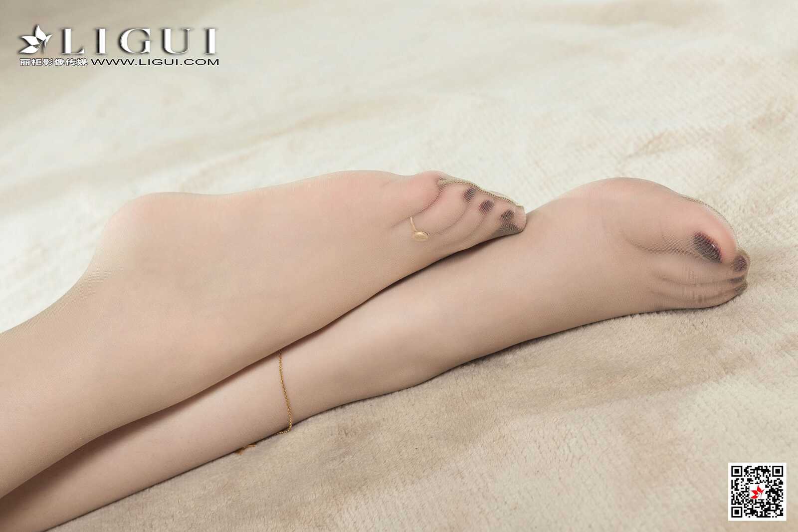 Model 婷婷《绿发秘书》 [丽柜Ligui] 写真集第3张