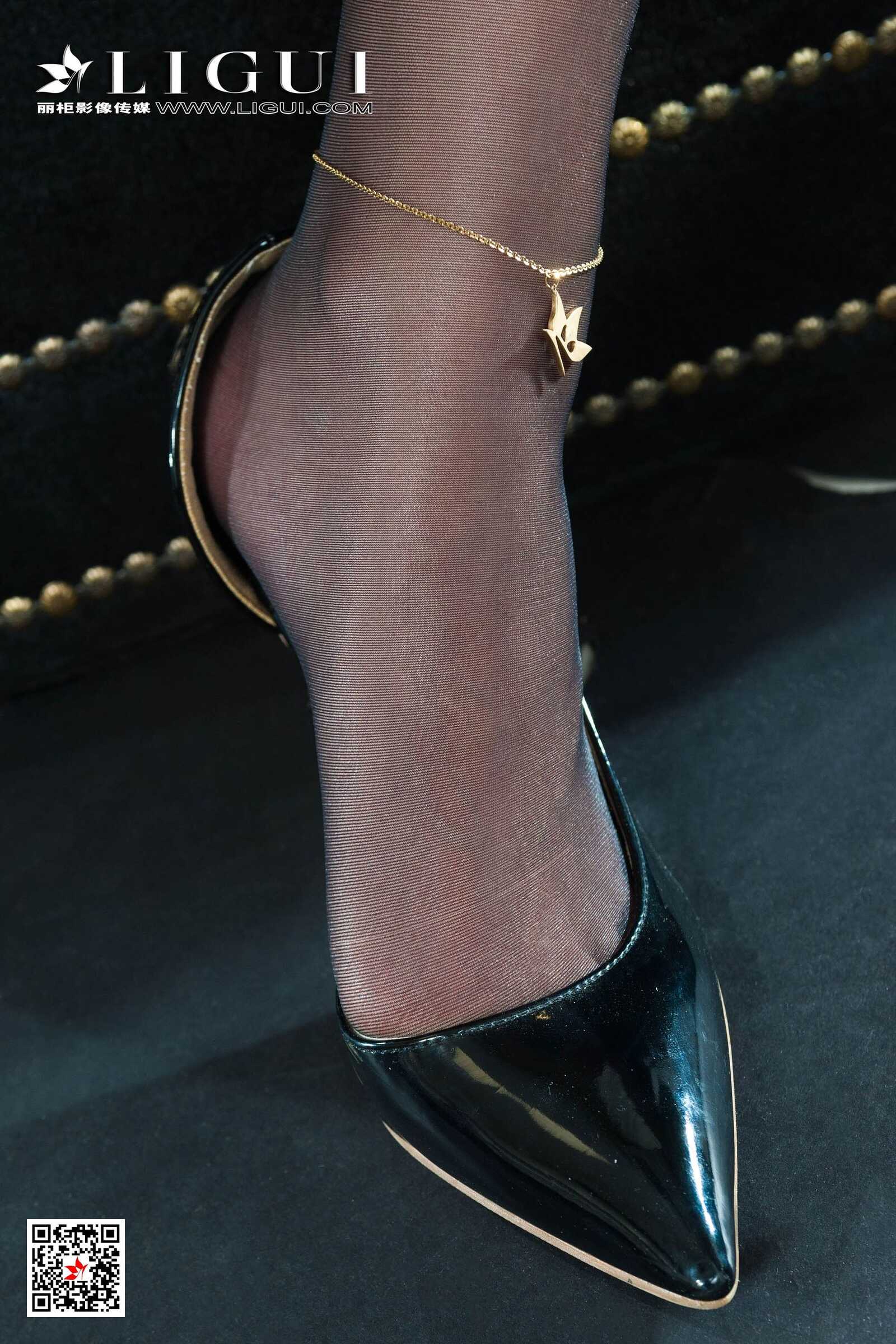 Model 轩轩《镣铐黑丝女警》 [丽柜Ligui] 网络丽人第16张
