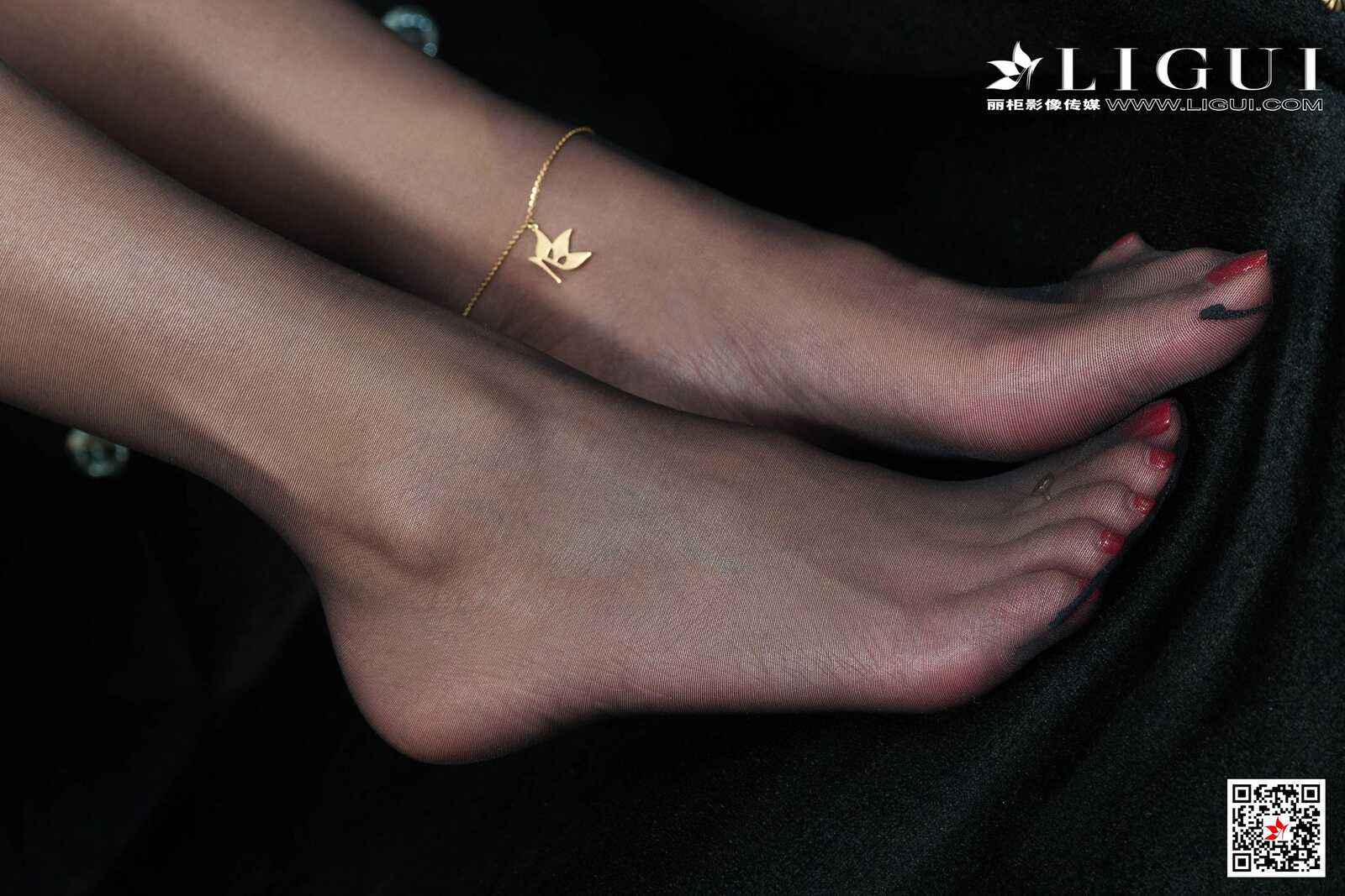 Model 轩轩《镣铐黑丝女警》 [丽柜Ligui] 网络丽人第3张