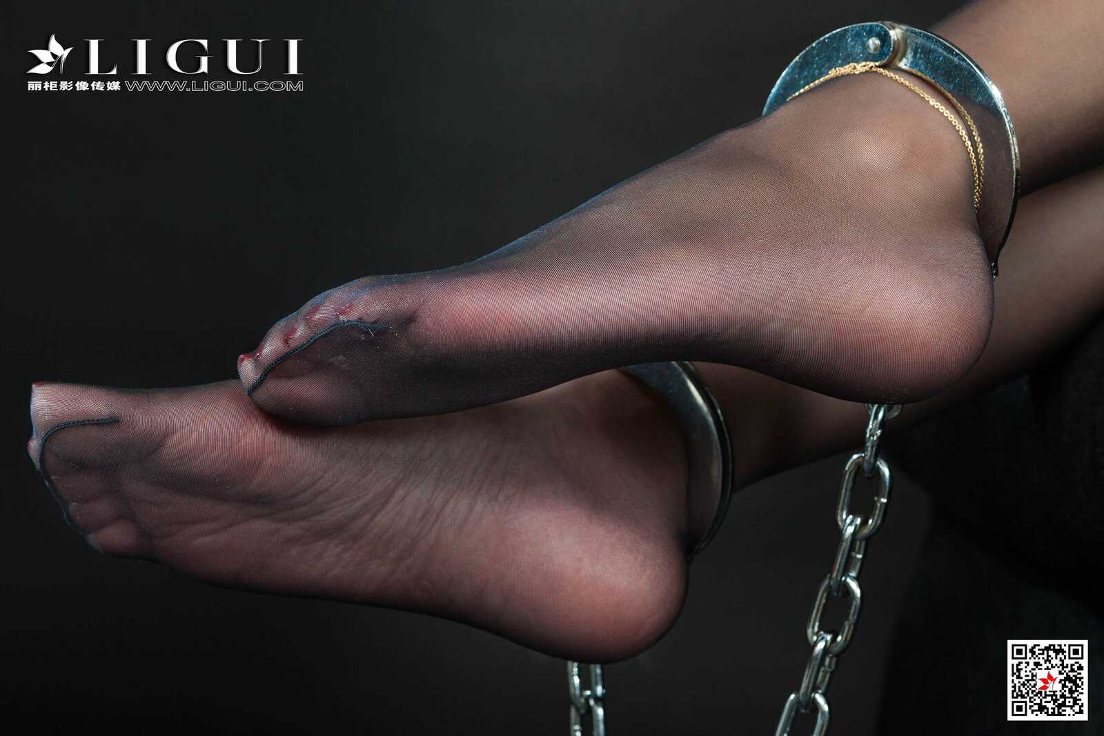 Model 轩轩《镣铐黑丝女警》 [丽柜Ligui] 网络丽人第2张