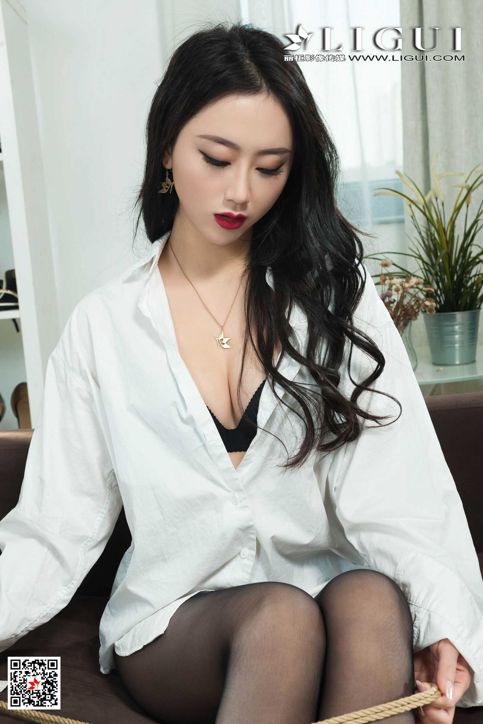 Model 然然《黑丝白衬衫捆绑》 [丽柜美束Ligui] 写第12张